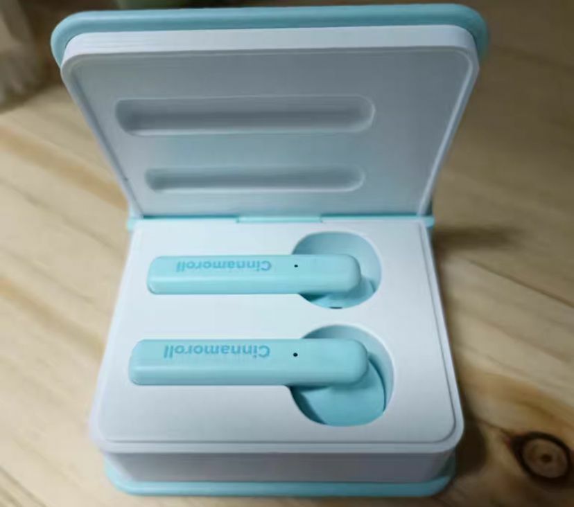 Sanrio 入耳式可愛藍芽耳機 - 現貨