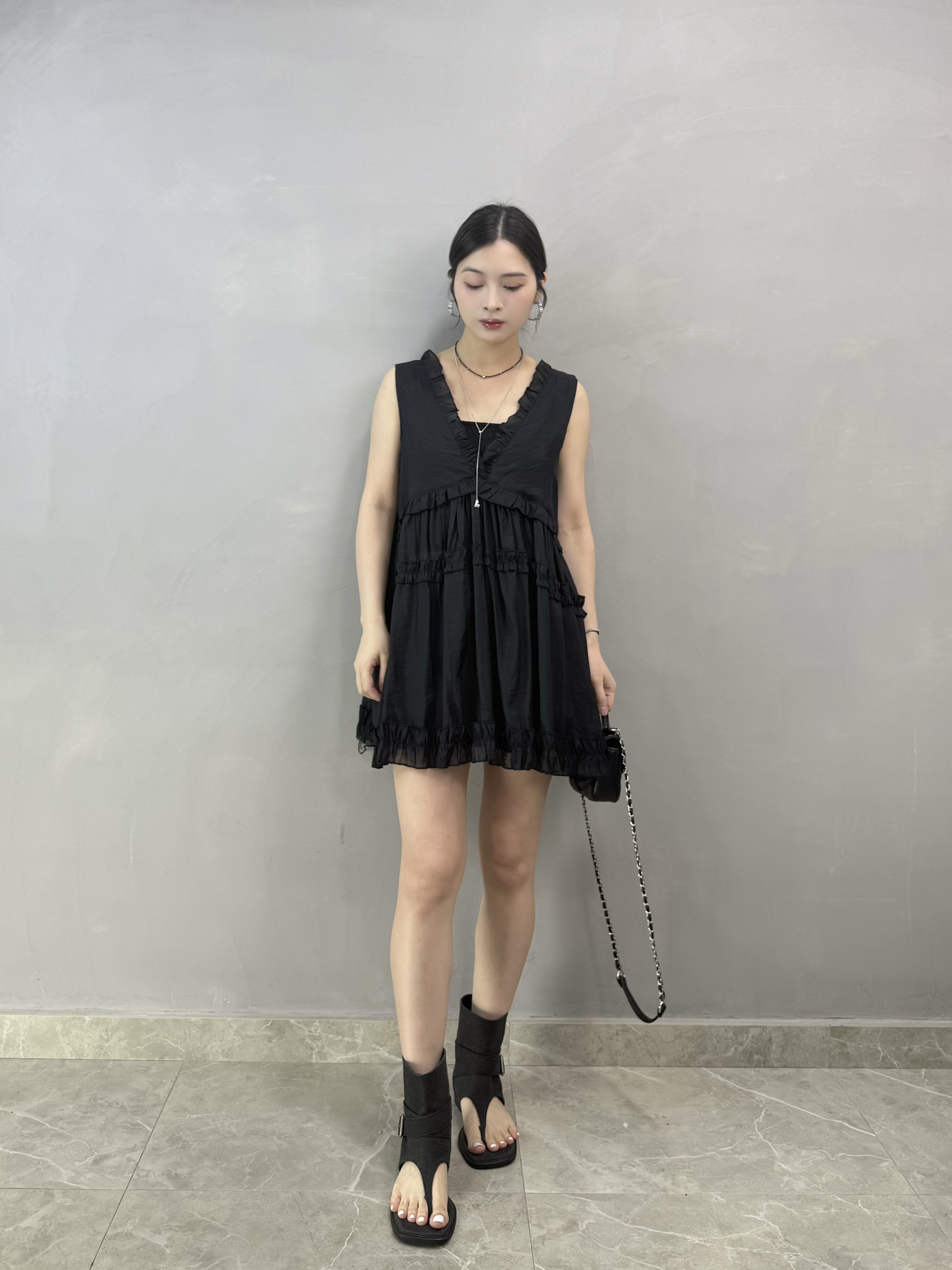 R67 V領ruffle 背心Ops
