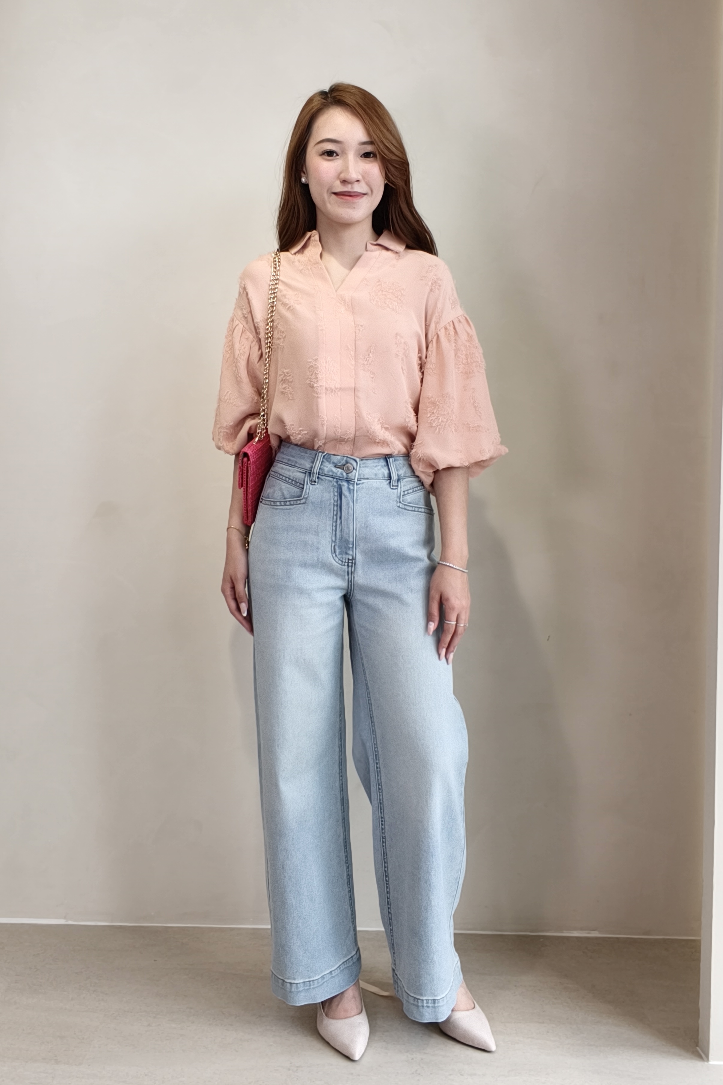 MF240614 Textured Floral Balloon Sleeve Blouse