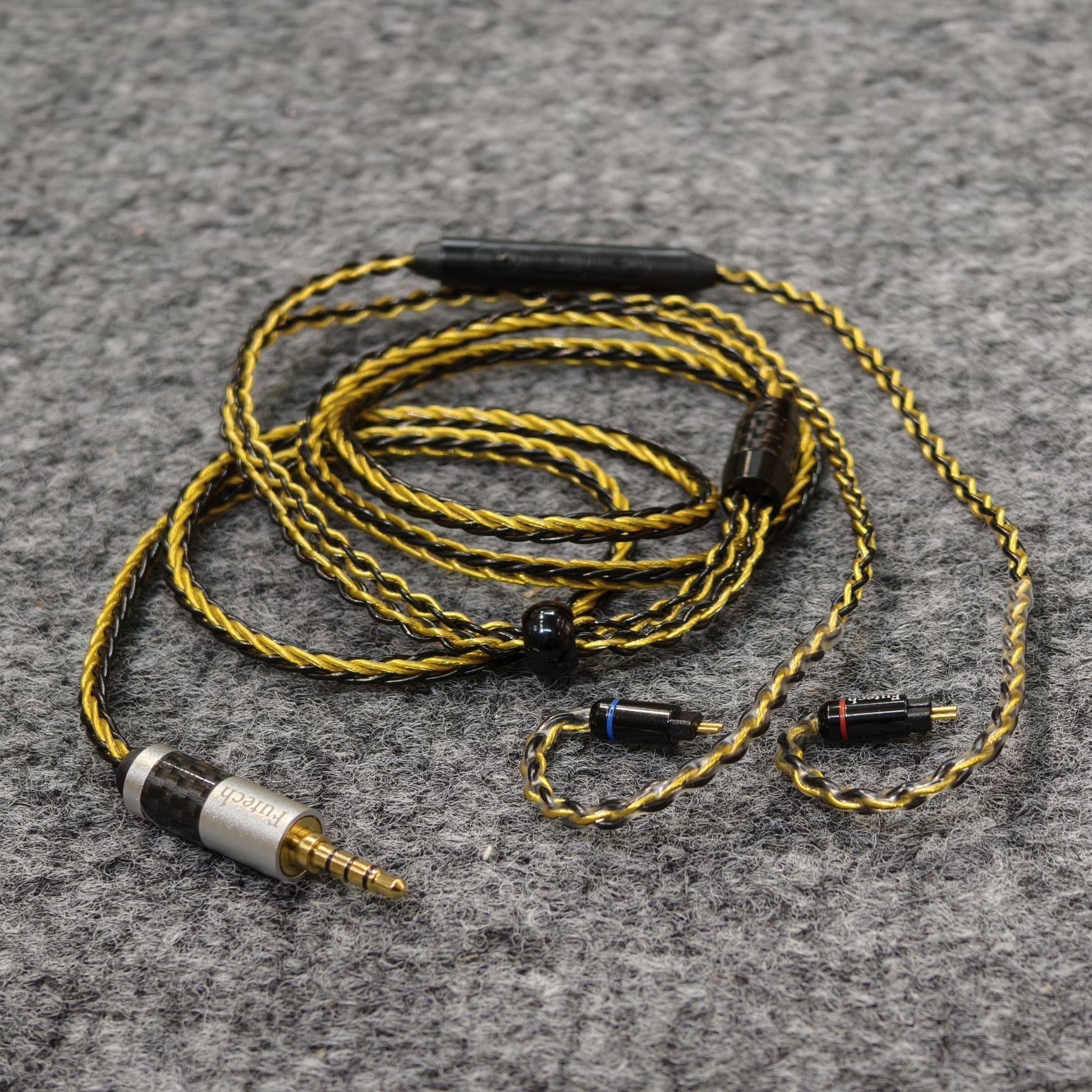 Futechaudio 7號黑金傳說-氣勢驚人-帶mic功能升級線