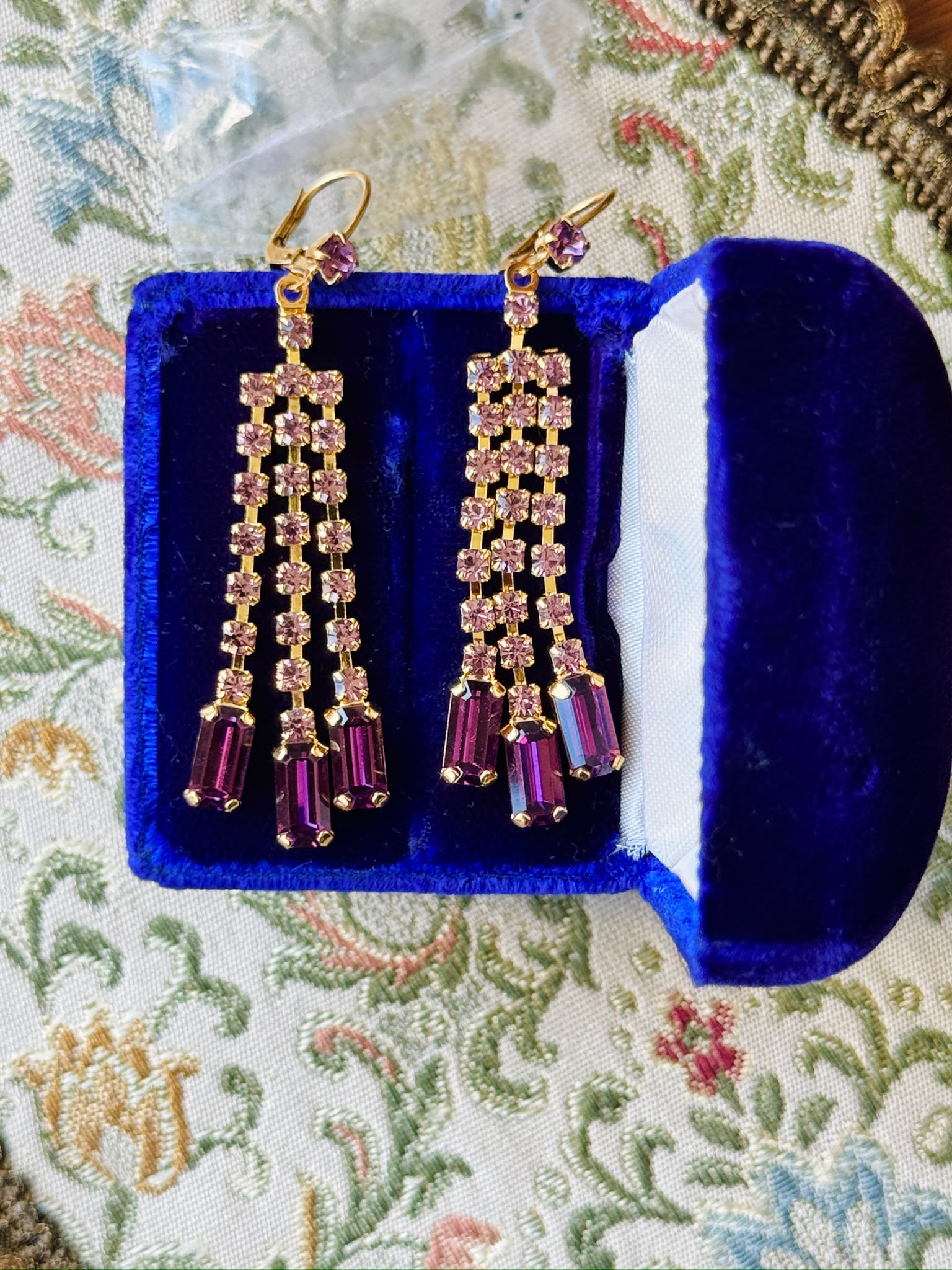 1980s Czechoslovakian New Old Stock Purple Rhinestone Hook Earrings (NZ131)