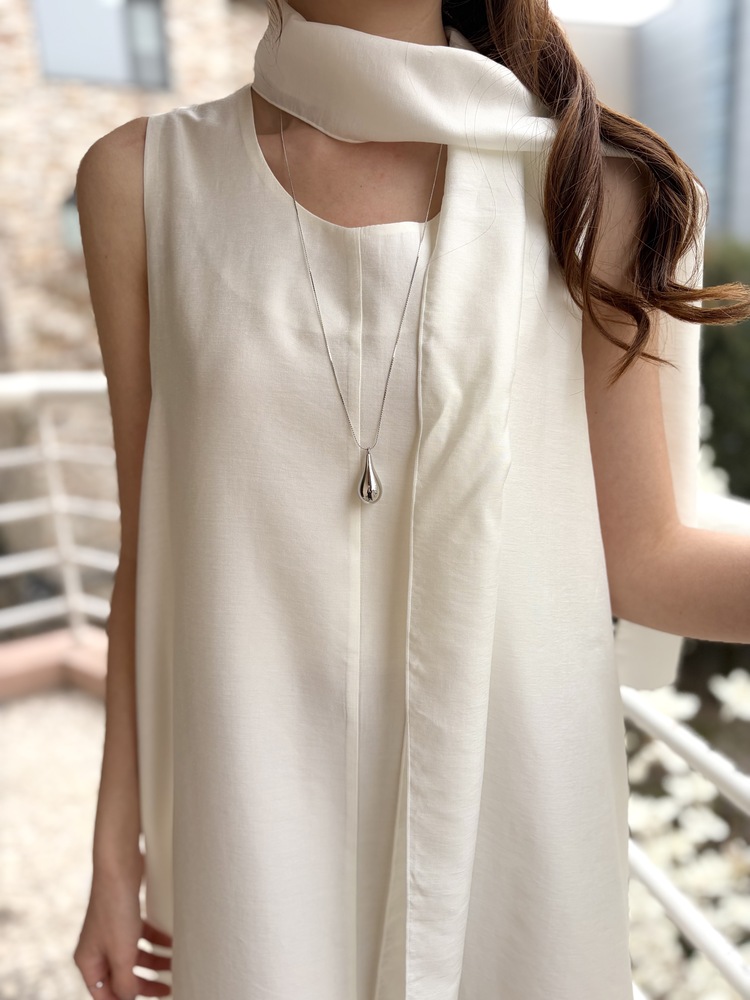 The Flowy Scarf-Detail Dress (Ivory)