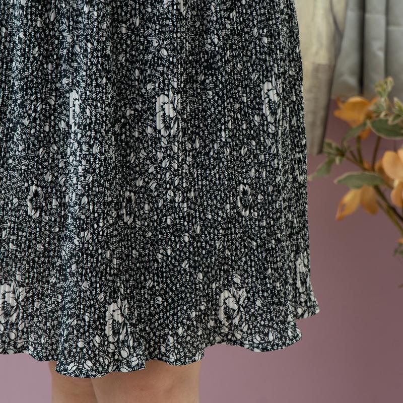 Vintage Black& White Floral Tie Collar Accordion Pleat Dress Summer Dress (MT1840-34)