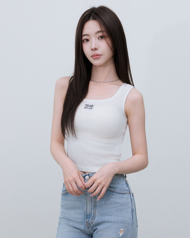 MuahMuah LACE SQUARE NECK SLEEVELESS