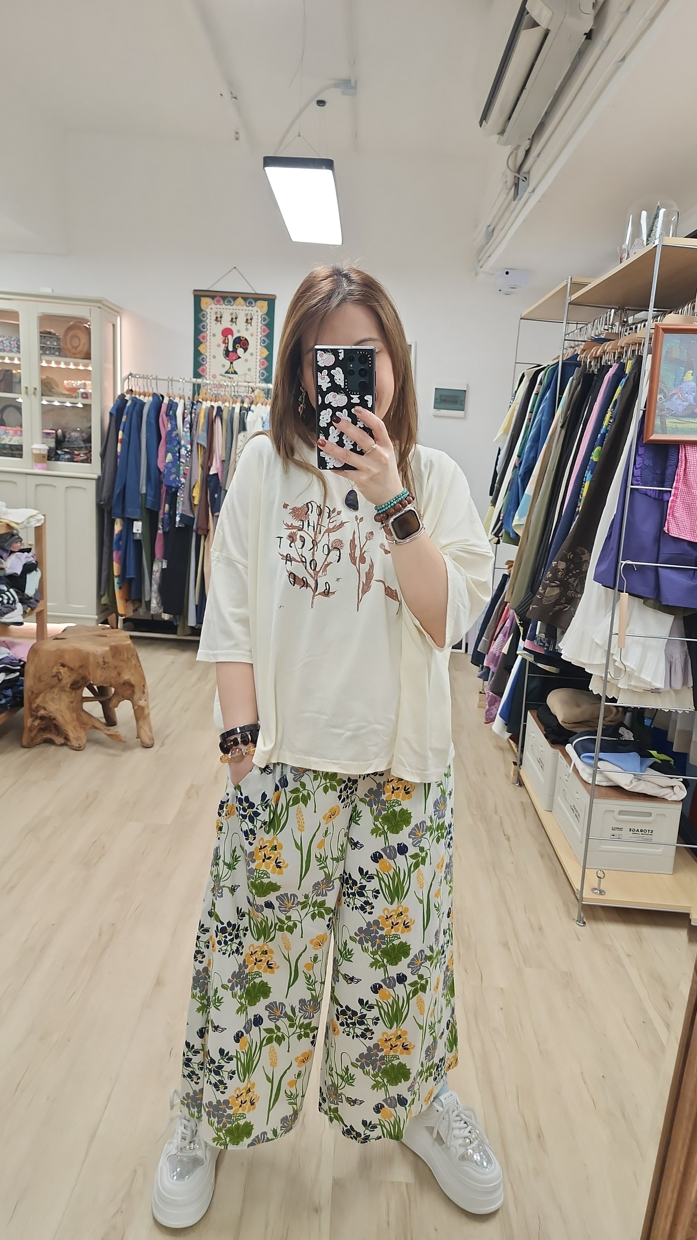 韓國米白花花字母印圖棉Tee