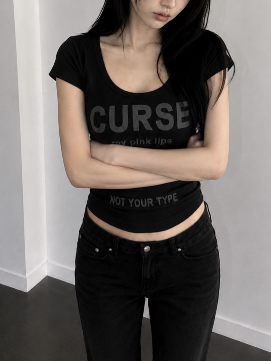 Slim Fit Scoop Neck Graphic Top