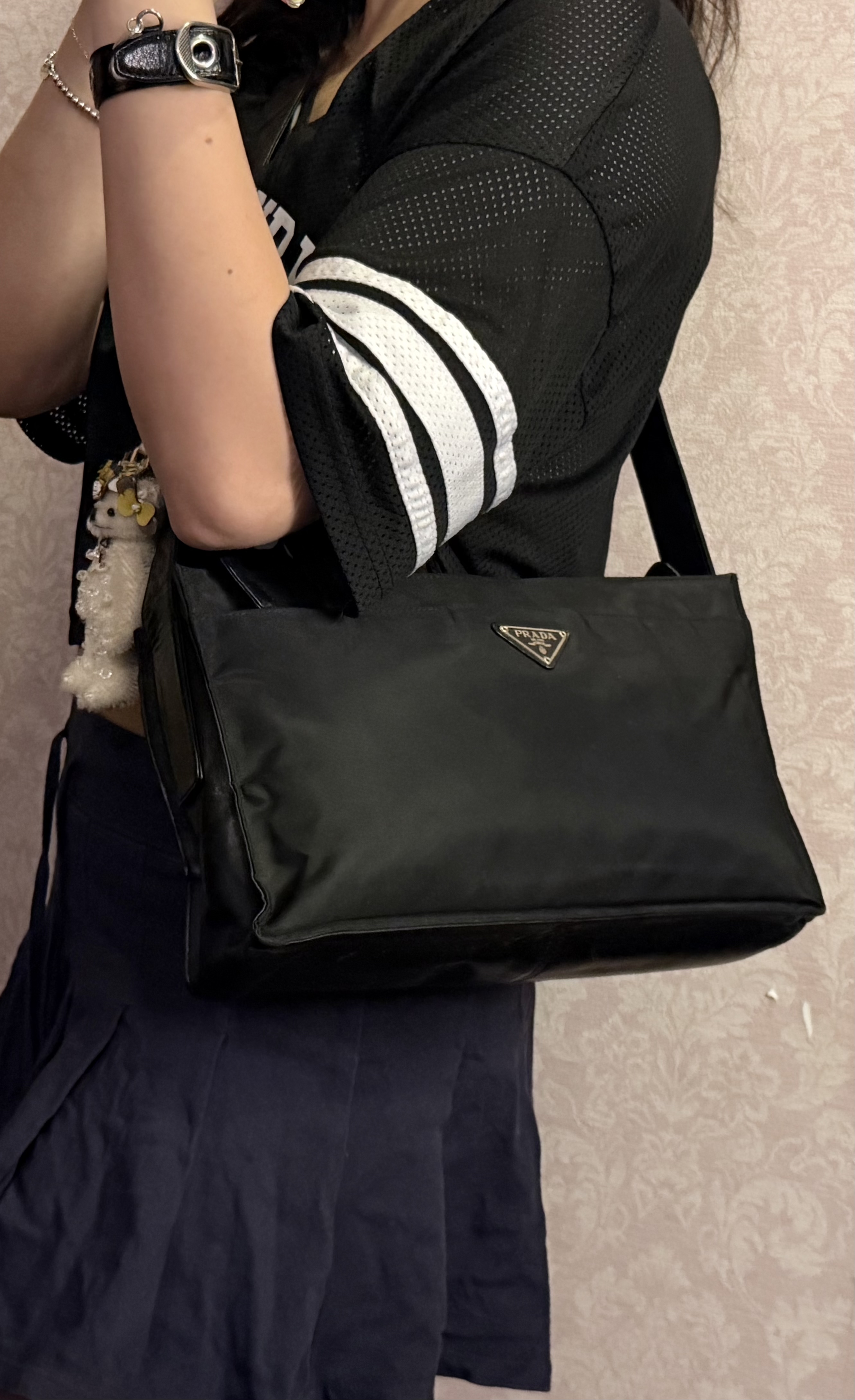 prada黑色 re nylon black leather bag 