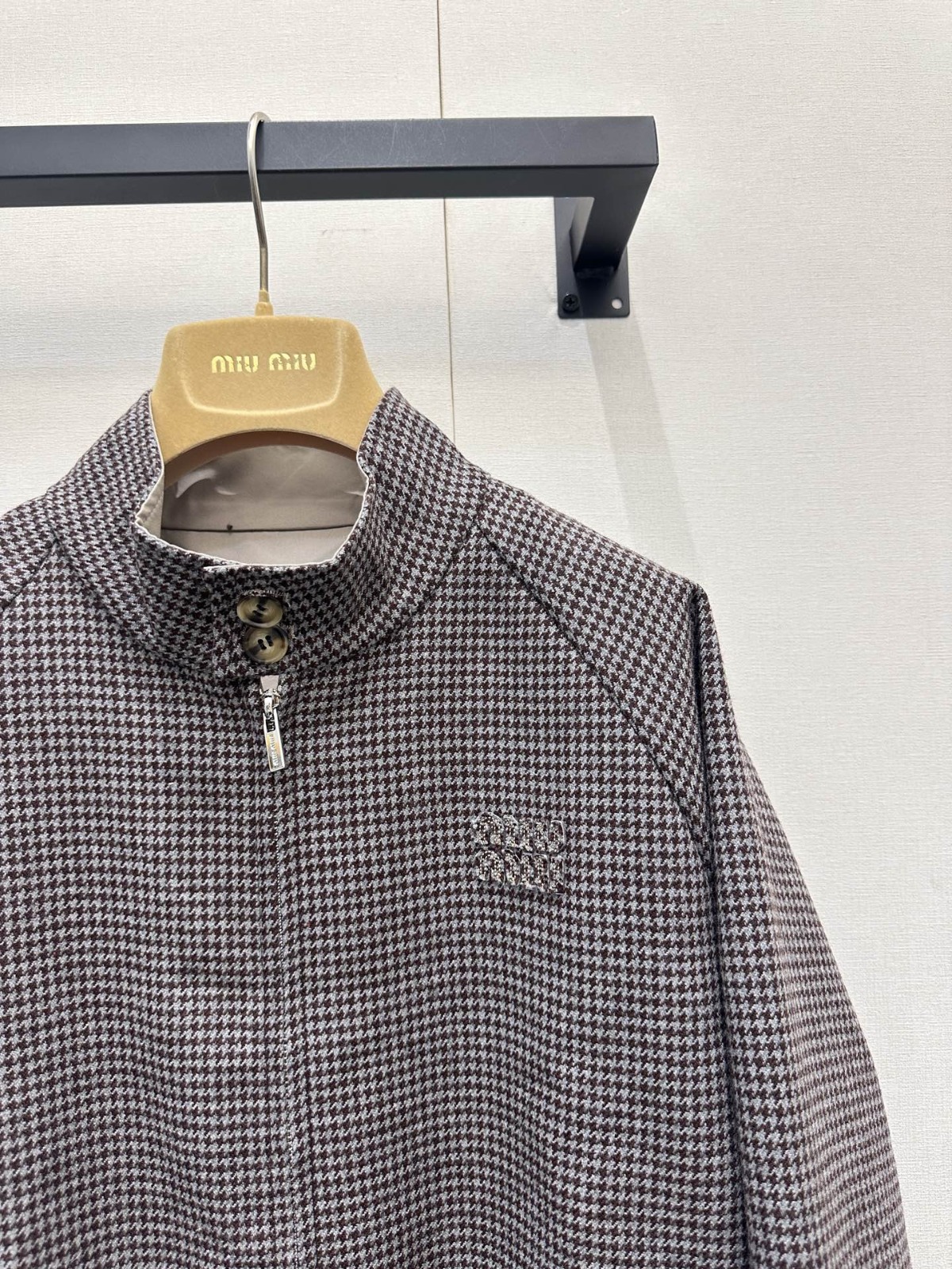 【頂級原單】Miu Miu 雙面可穿學院風立領拉鍊外套