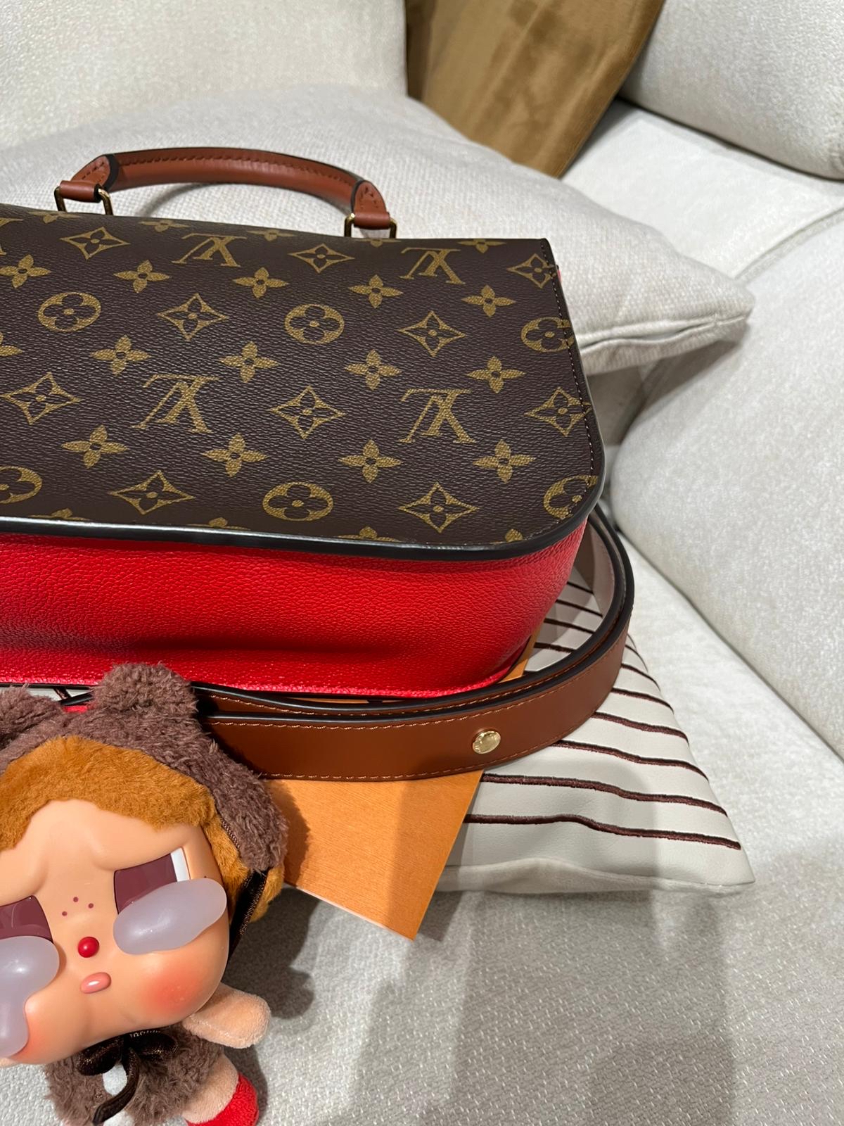 未使用品 Lv VAUGIRARD M44548 2way bag 100%Authentic,Unused未使用品 ✅專門店收據✅長肩帶兩用✅防塵袋  ✨