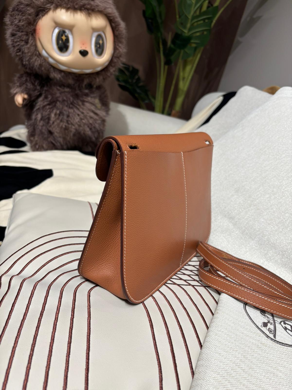 Hermes Halzan 25 Stamp Y Gold/Gold Evercolor 牛皮 100%Authentic, 95%New ✅Dust bag 