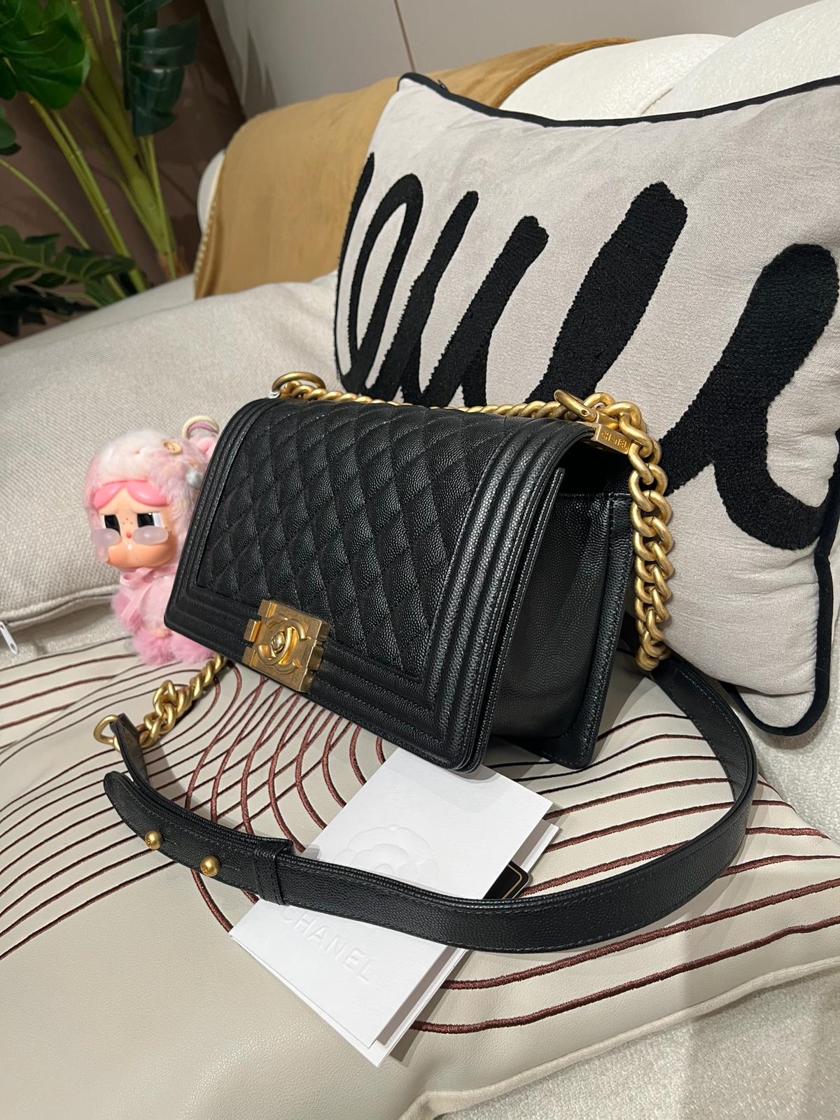 Chanel boy 25cm A67086 黑色荔枝牛皮金扣 100%Authentic,Unused ✅專門店收據收據✅28CARD✅dust bag✅box