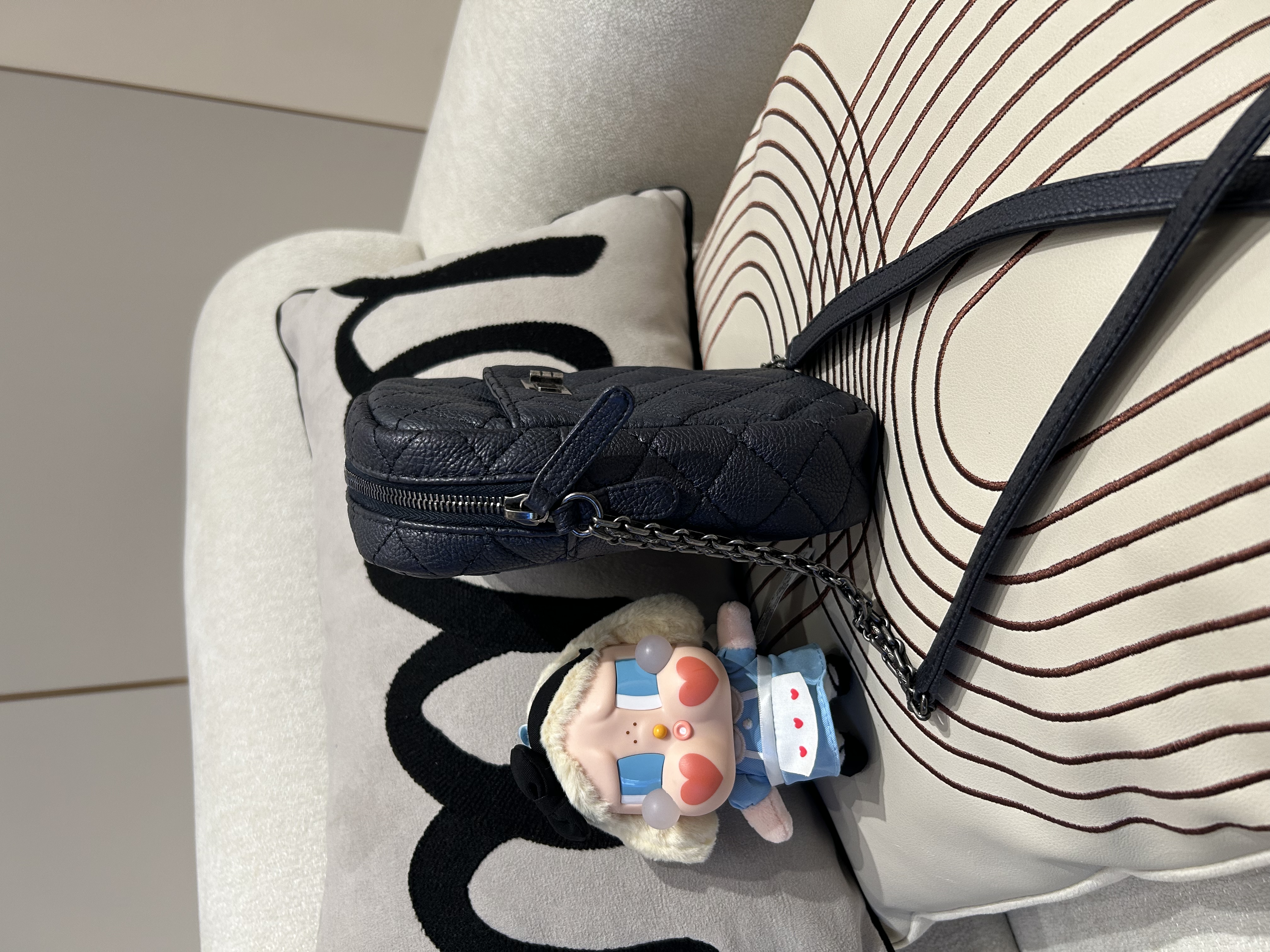 CHANEL 2.55 CROSSBODY BAG 牛皮 100%Authentic,95%new ✅22貼✅dust bag 