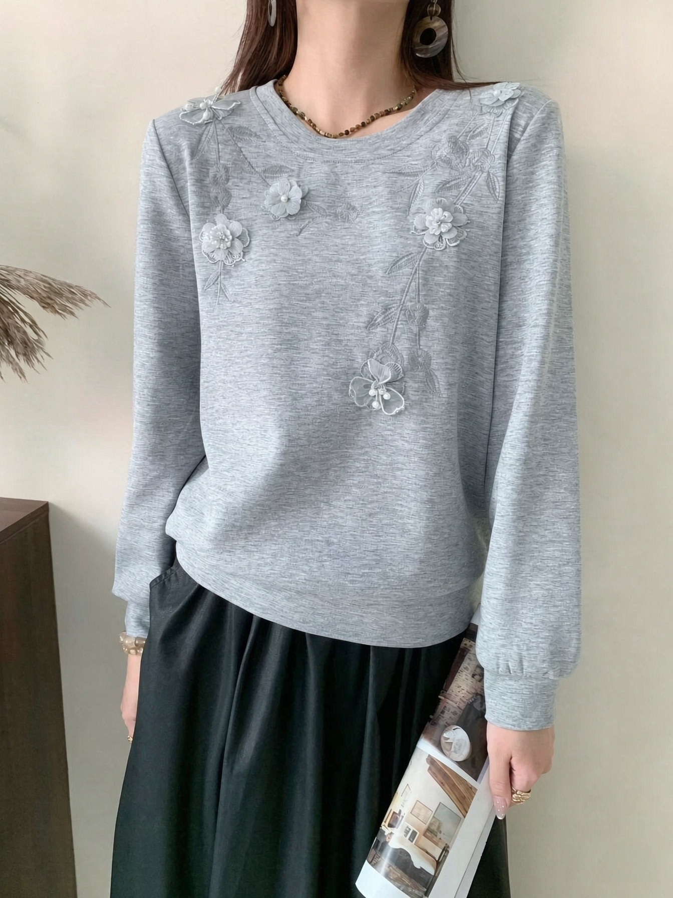 立體花朵刺綉棉料上衣(M38寸胸/L40寸/XL42寸平量)