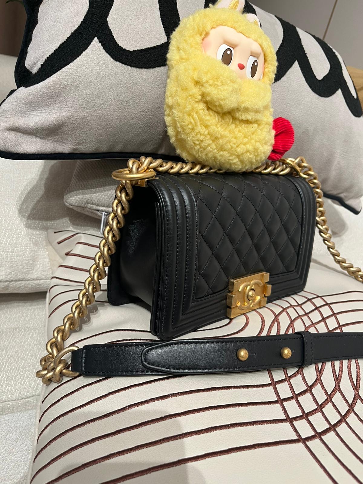 Chanel boy 20cm A67085 黑色牛皮金扣,100%Authentic ,98%new ✅晶片✅dust bag ✅盒