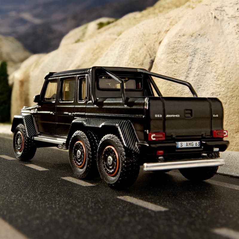 Hot Wheels Elite 64 Mercedes-Benz G 63 AMG 6x6 Redline Club