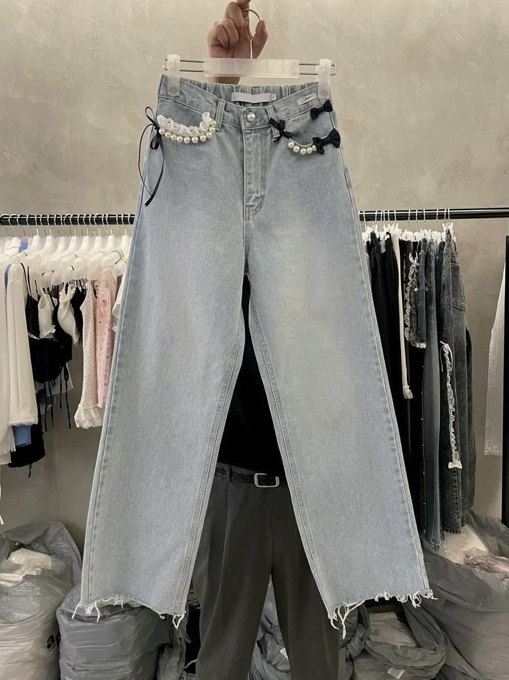 details jeans