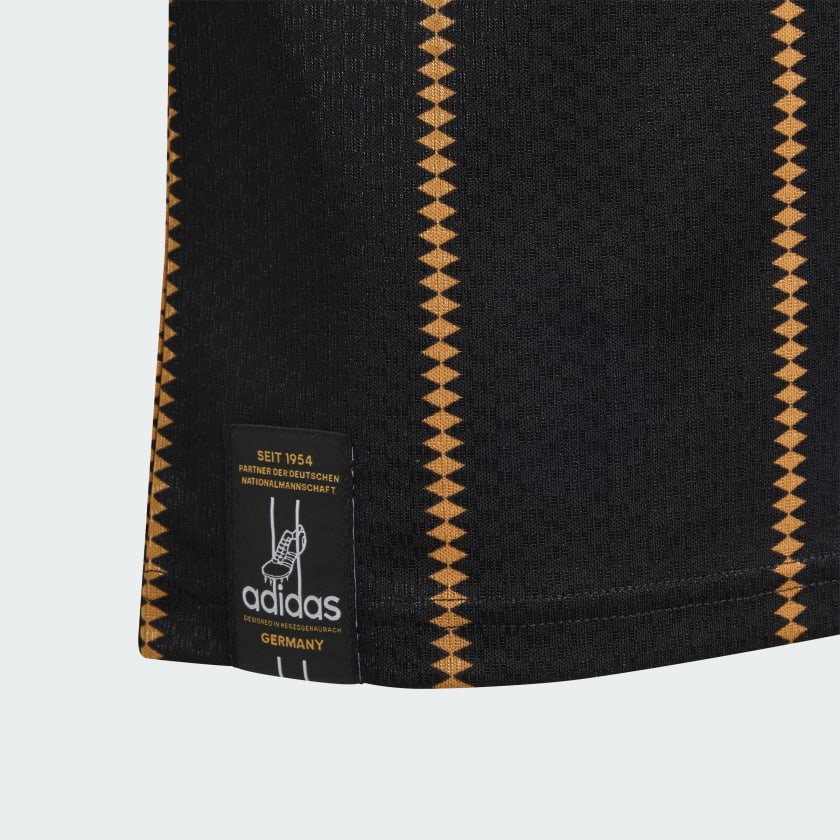 黑金告別！⚫🟥🟨 Adidas Germany 德國 2026 三客童裝球衣 (可加印球員印字及臂章) KS5264
