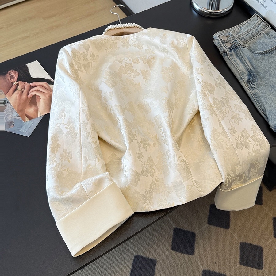 B24(9926) 新中式高级感前珠子流苏盘扣杏叶高端提花杏外套上衣