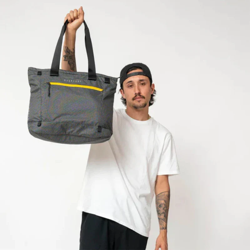 BOUNDARY Rennen Ripstop Tote 防撕裂手提包 | 18L 