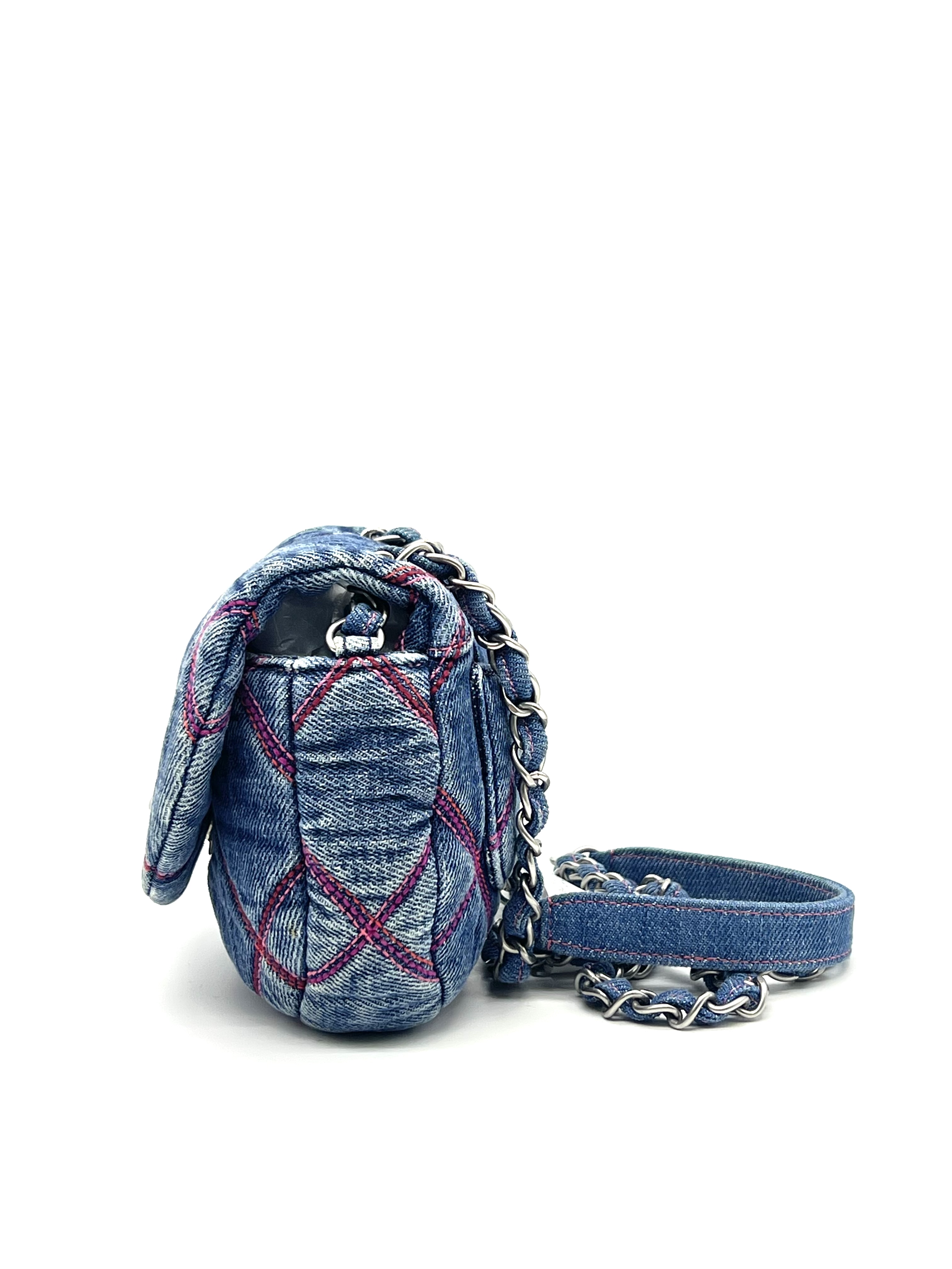 Pre-Owned CHANEL Coco Beach / Product Code: 26042110