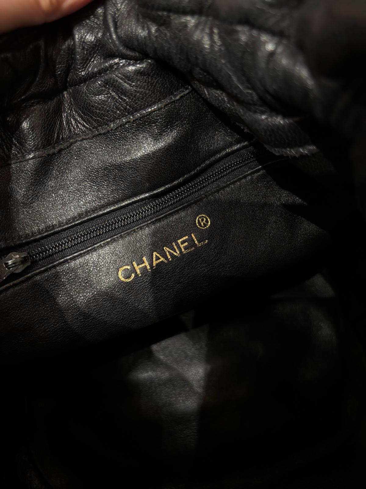 Chanel Vintage Bucket Bag 100%Authentic, 90%New✅Card