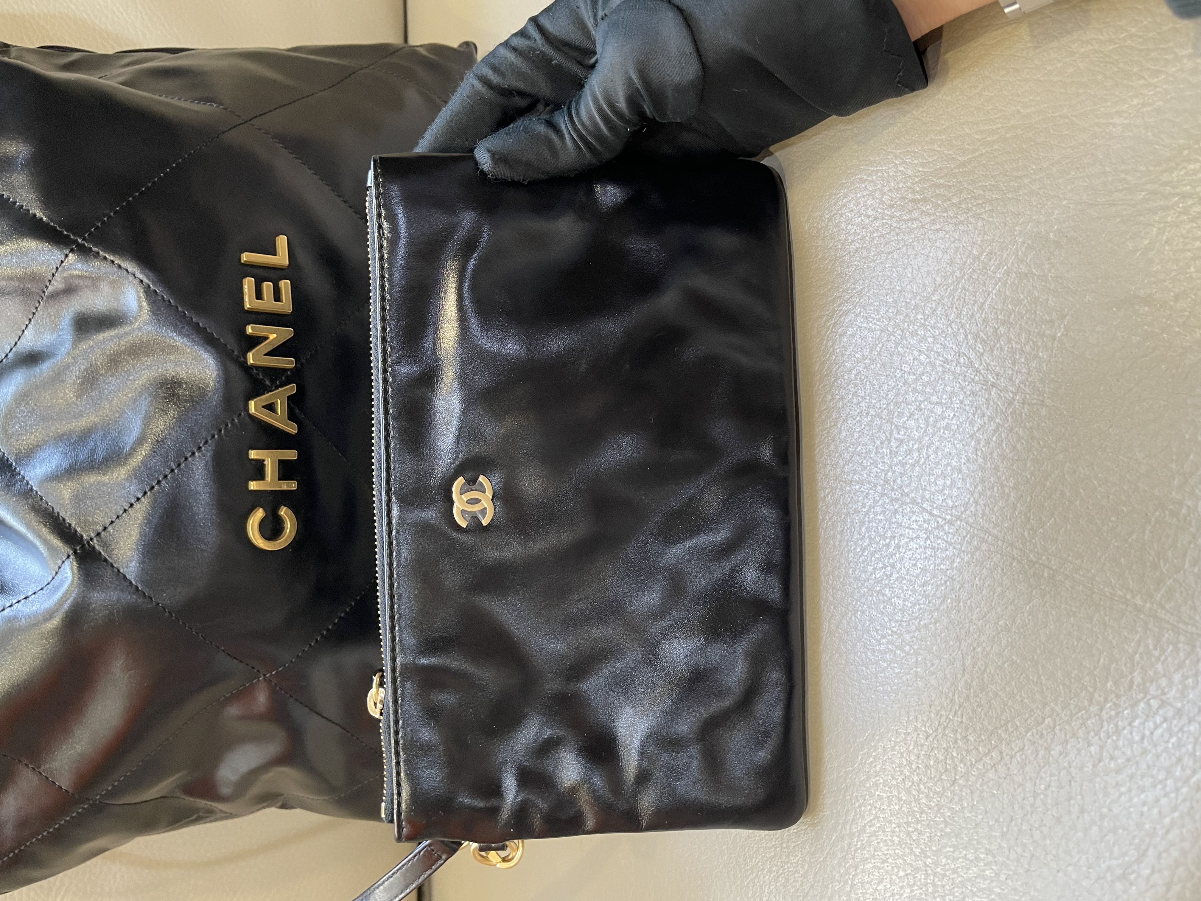 Pre-owned Chanel 22 bag / Product Code: 26031413