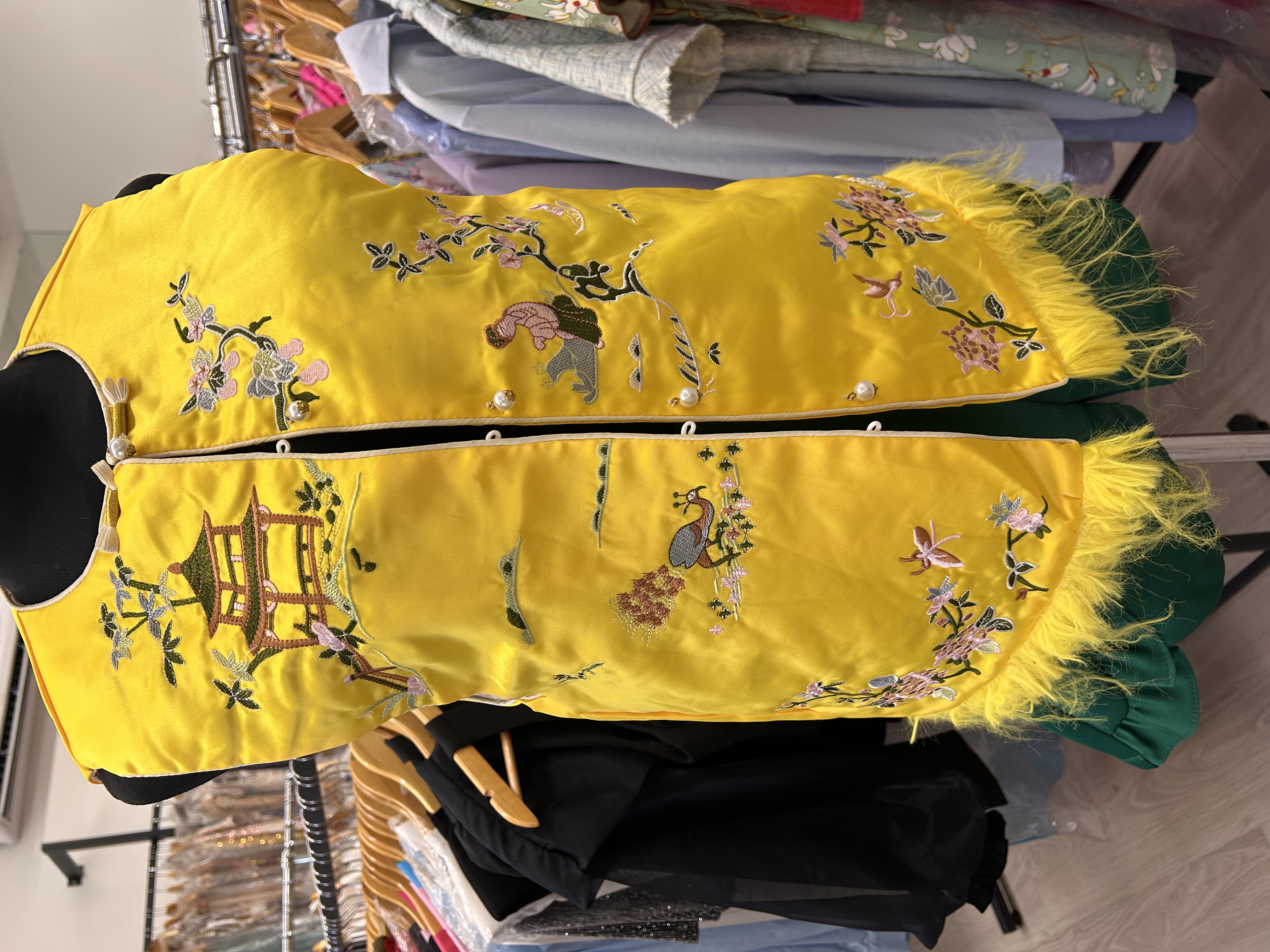 562.WB Tang Suit Vest Jacket Yellow