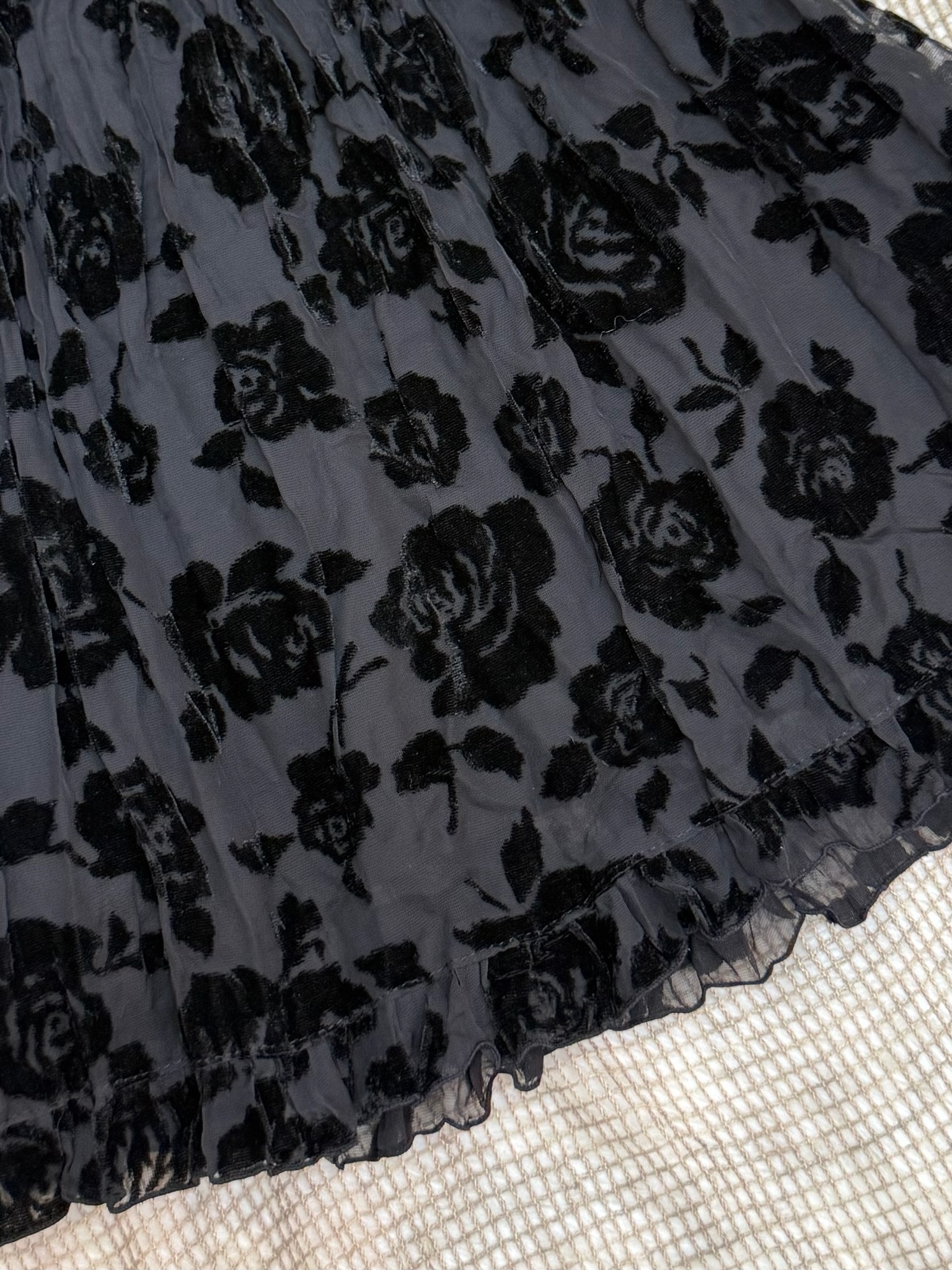 Gothic Romantic Flocked Floral Midi Skirt with Crinkled Detailing