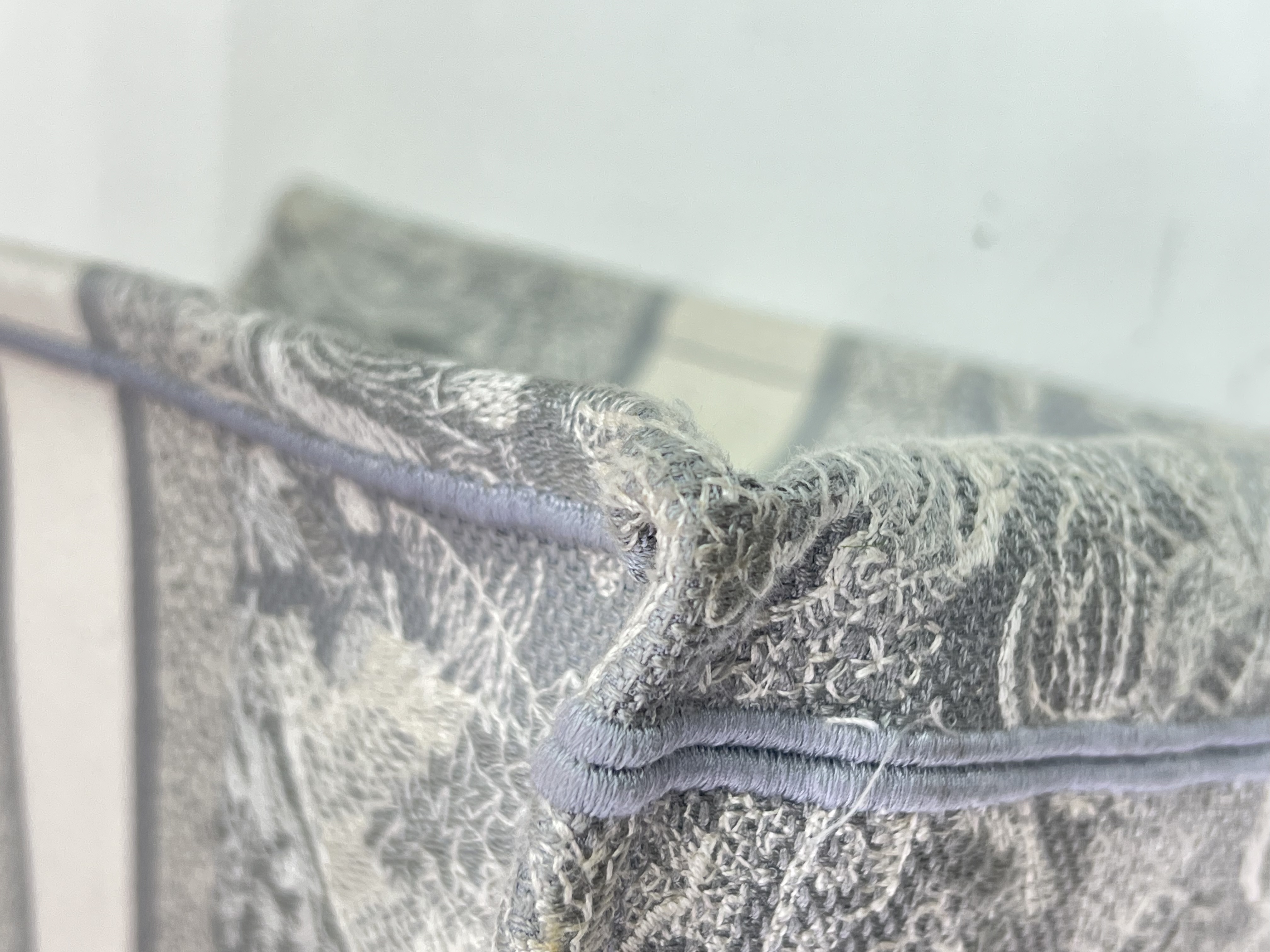 直播貨品 |  [1個-$100 2個-$300］GG58