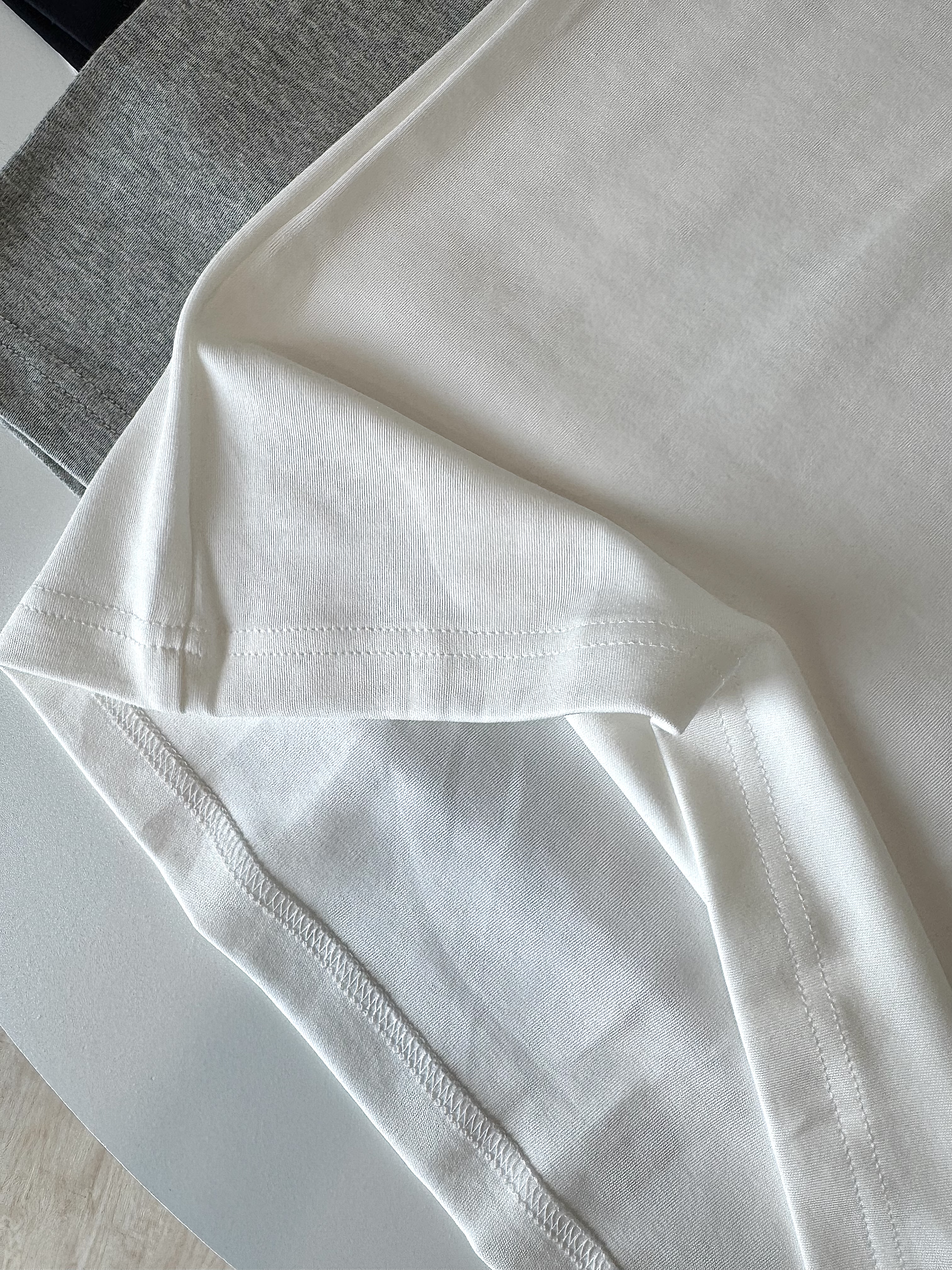 Fluffy Puppy Embroidery Casual Tee 韩系重工毛绒刺绣小奶狗短袖T恤 （ 3 Colours )