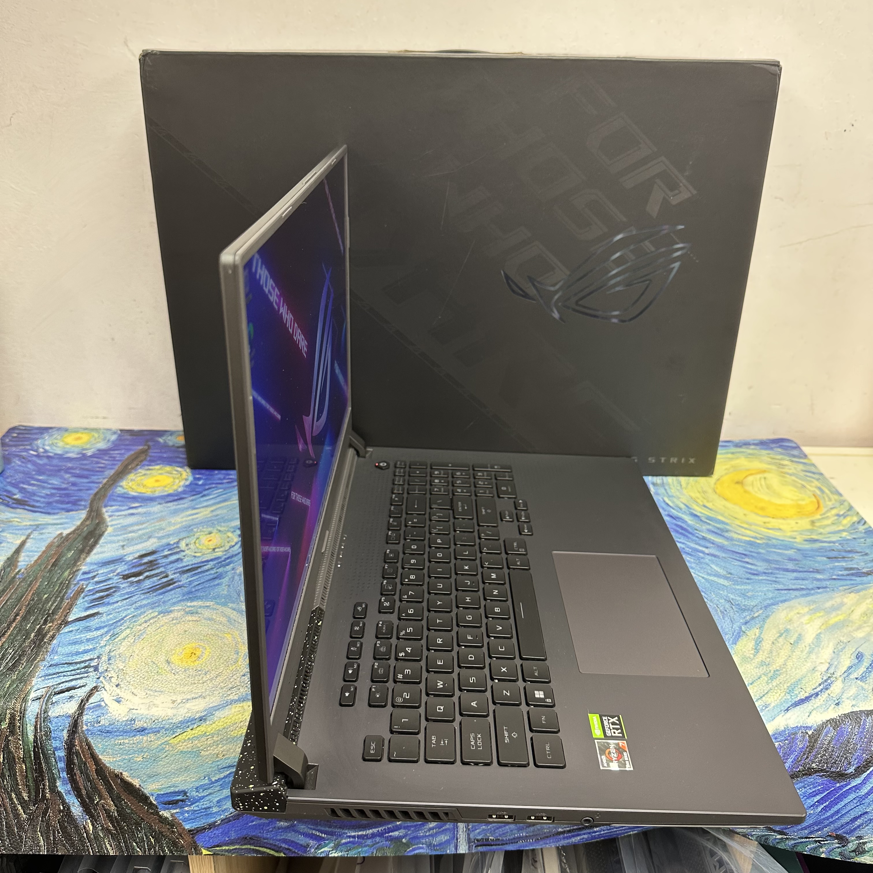 #5601 （頂級17.3寸 2.5K 240Hz華碩ROG電競機🔥)ASUS ROG STRIX AMD Ryzen 7 6800H/32GB Ram/1TB SSD/RTX 3060 獨立顯示卡/240Hz高刷/ Gaming Laptop/ Notebook/  Laptop / PC / PC Game /  Movie / Netflix