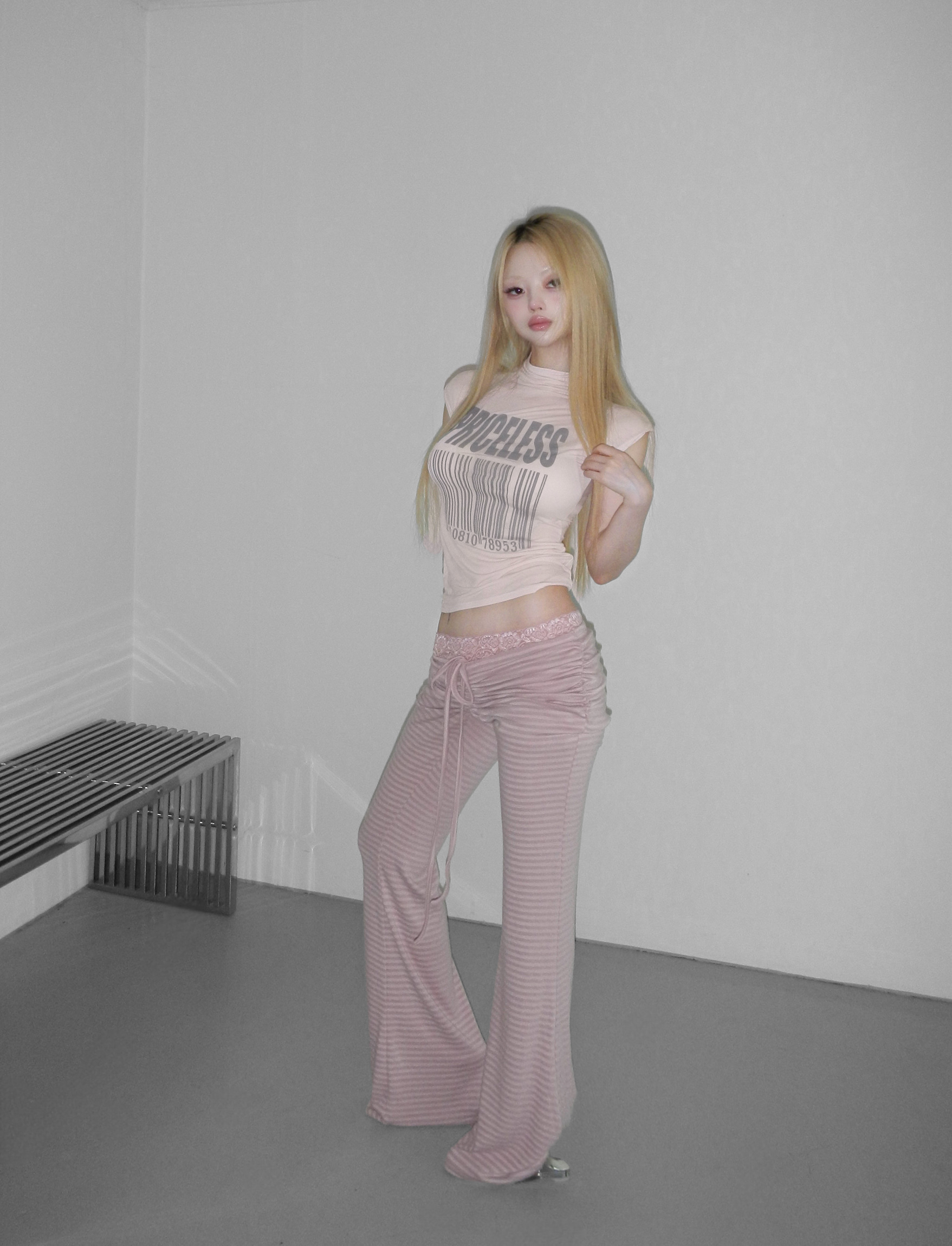 Mock Neck Slim-Fit Graphic Top