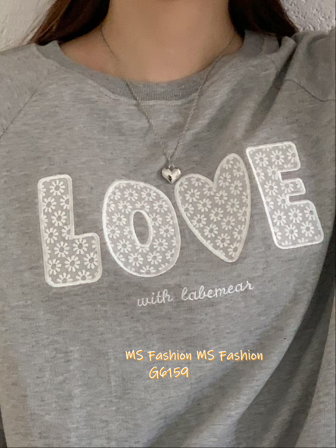 G6159 韓國🇰🇷花花LOVE字母top