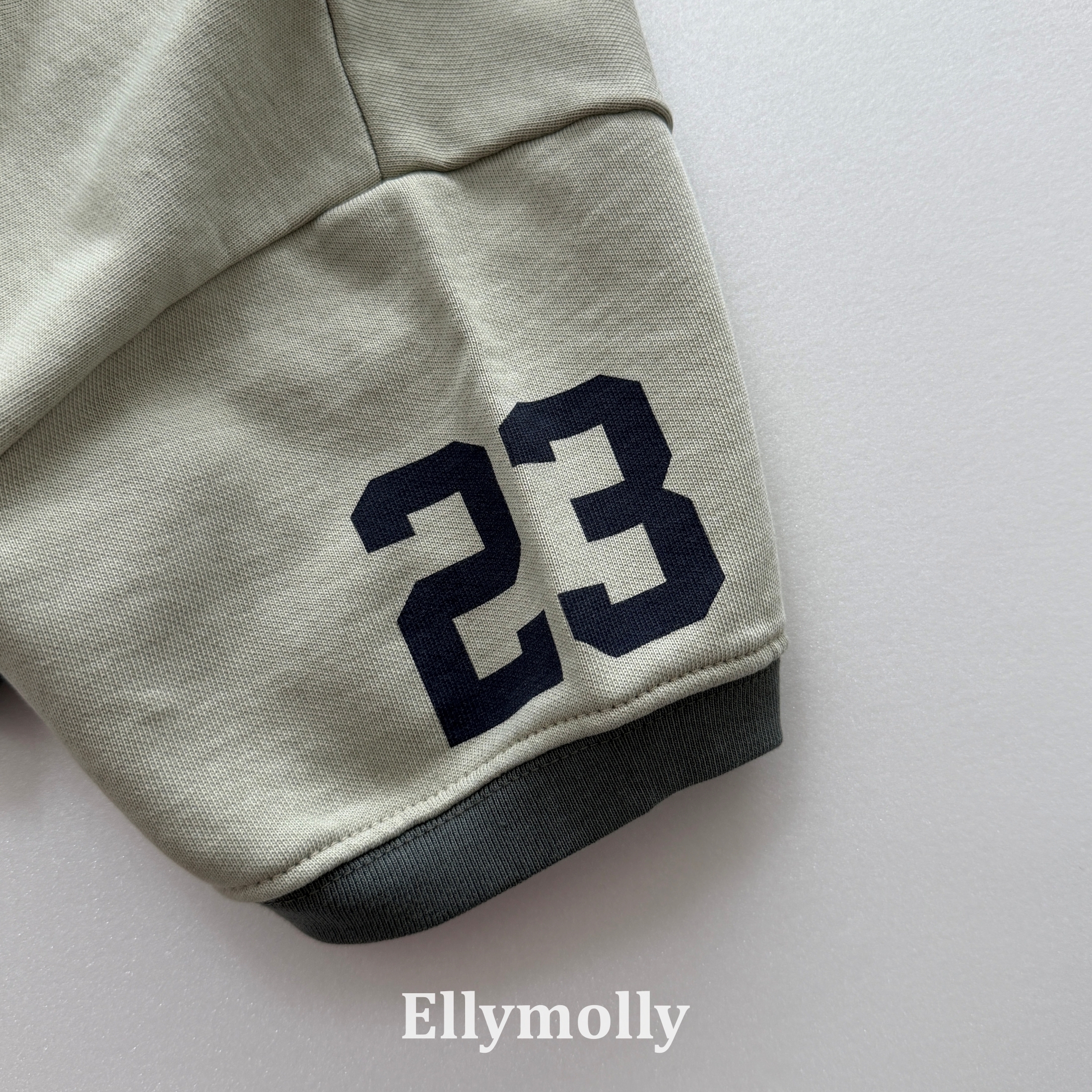 Ellymolly | Dusty Mood T-shirt