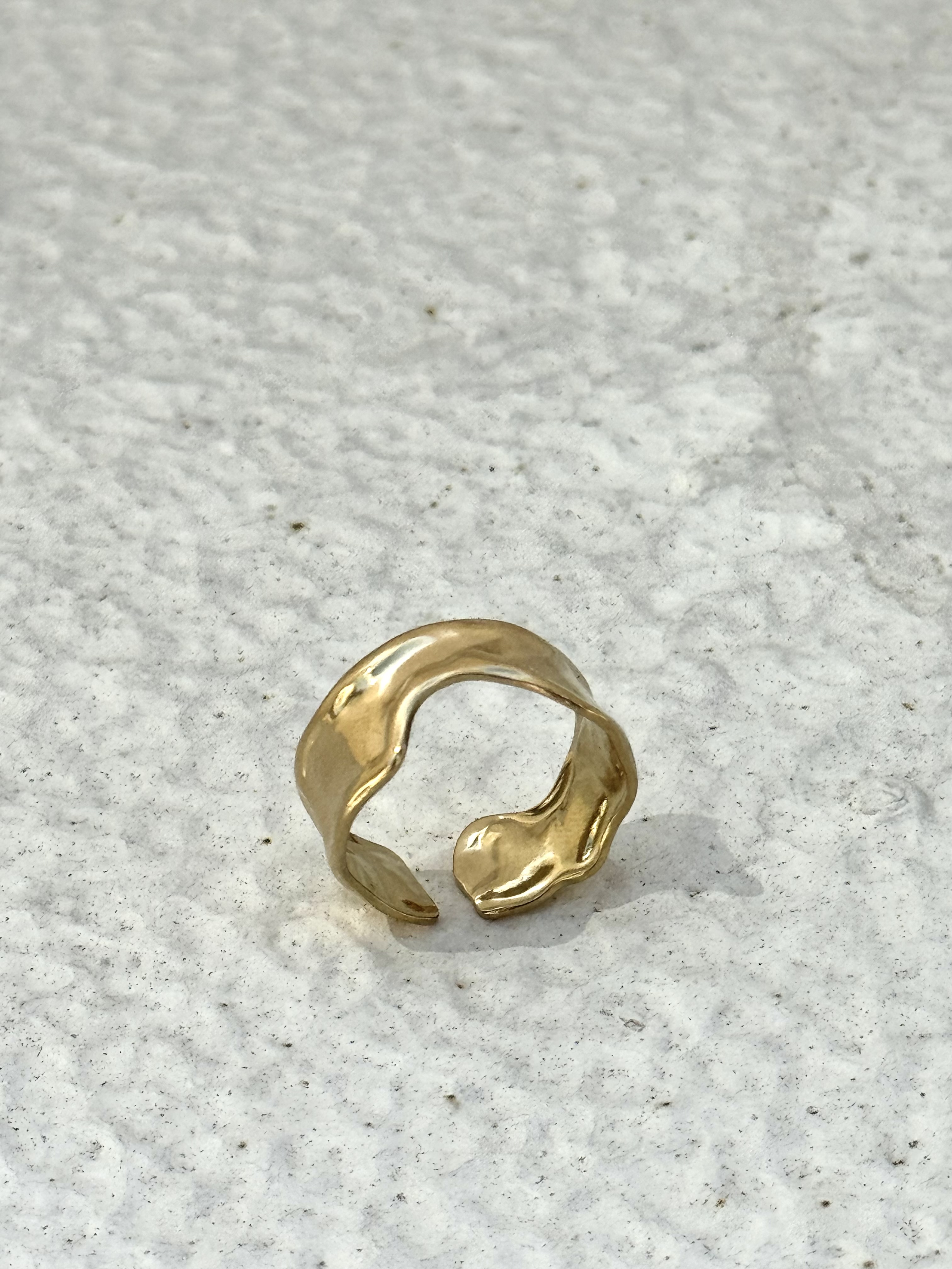 Gold irregular stainless ring