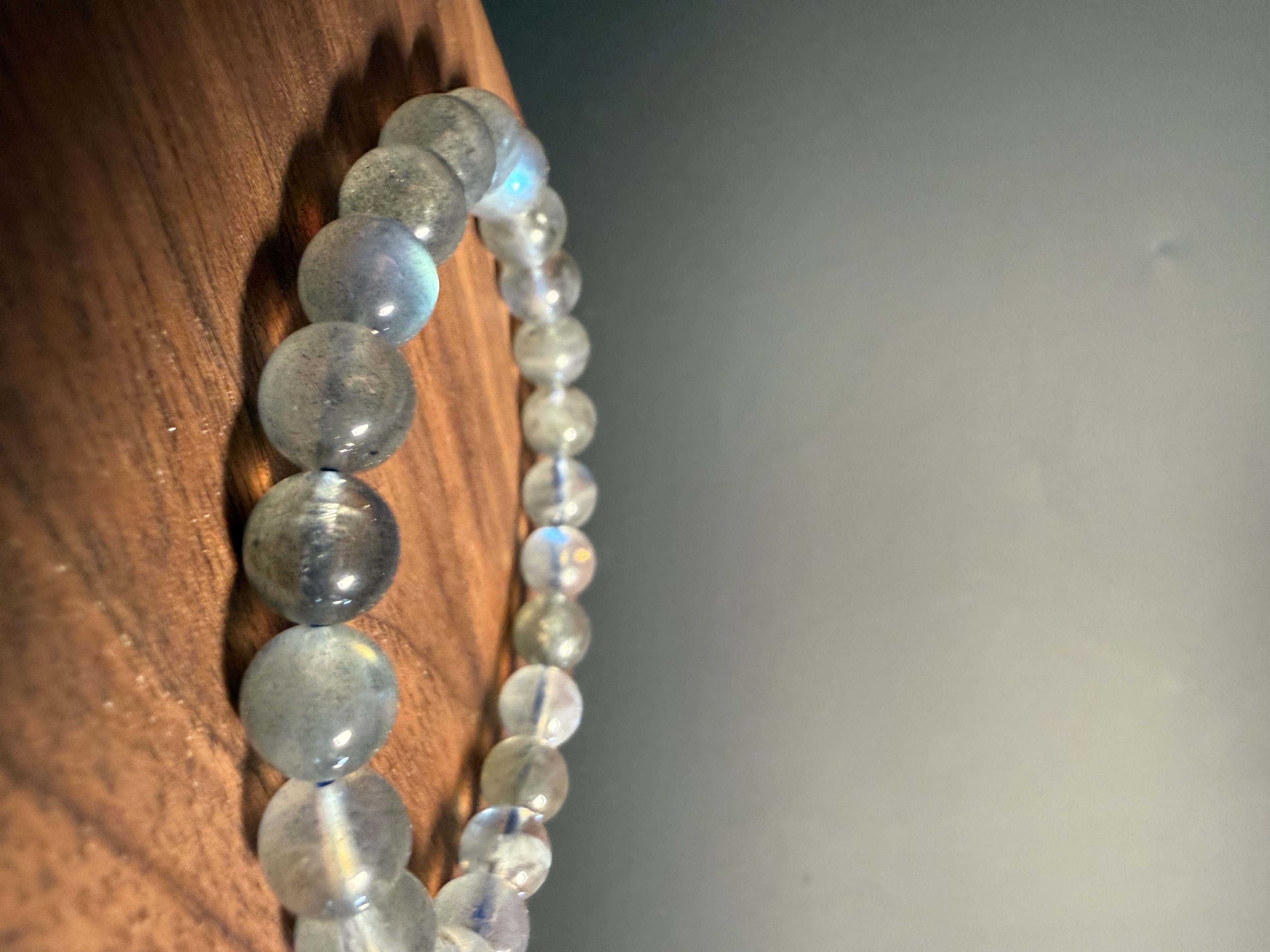 灰月光手串 (8mm) (Option 3)