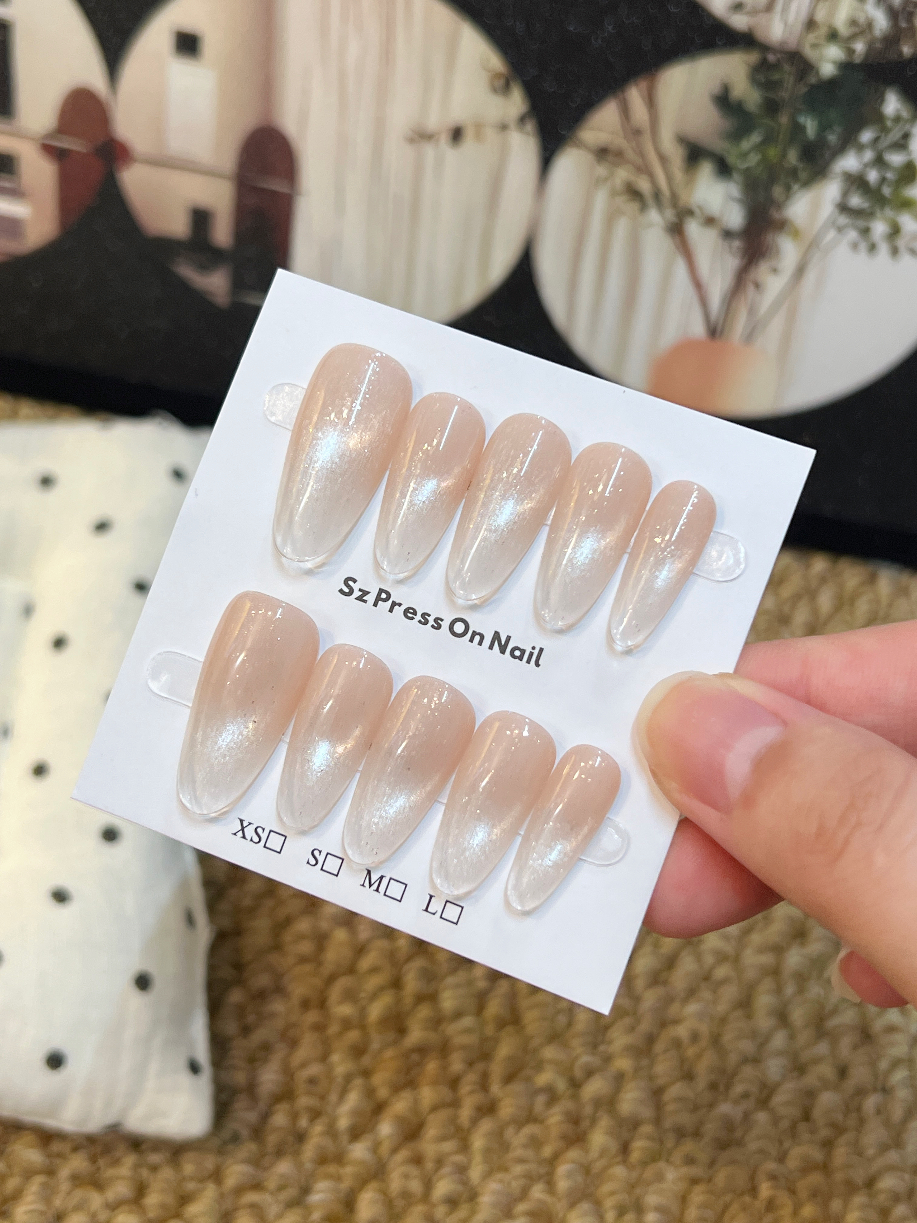 渐变猫眼 中杏仁