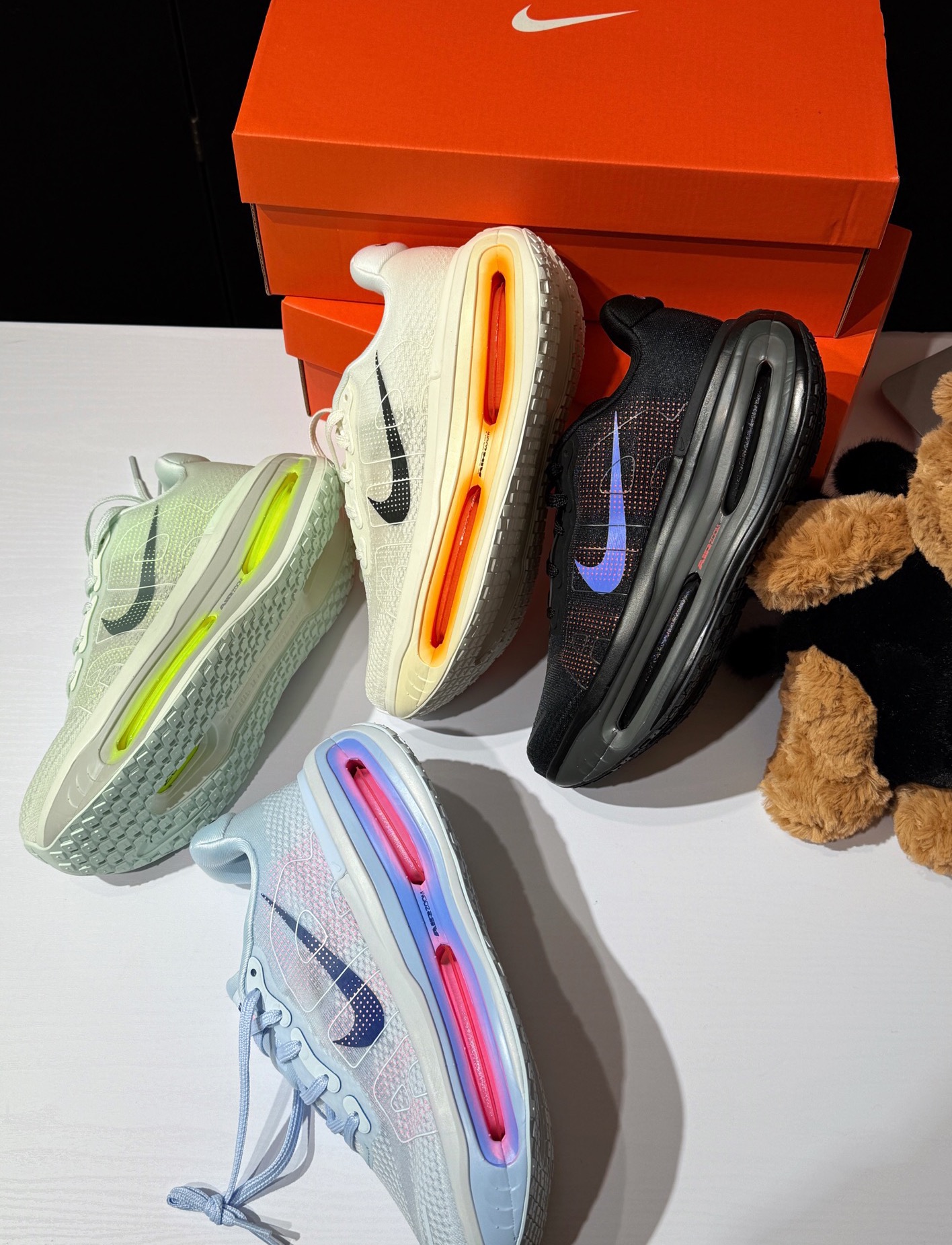 $338對。2對起$328對。Nike Air Max 系列全新氣墊跑鞋 👟