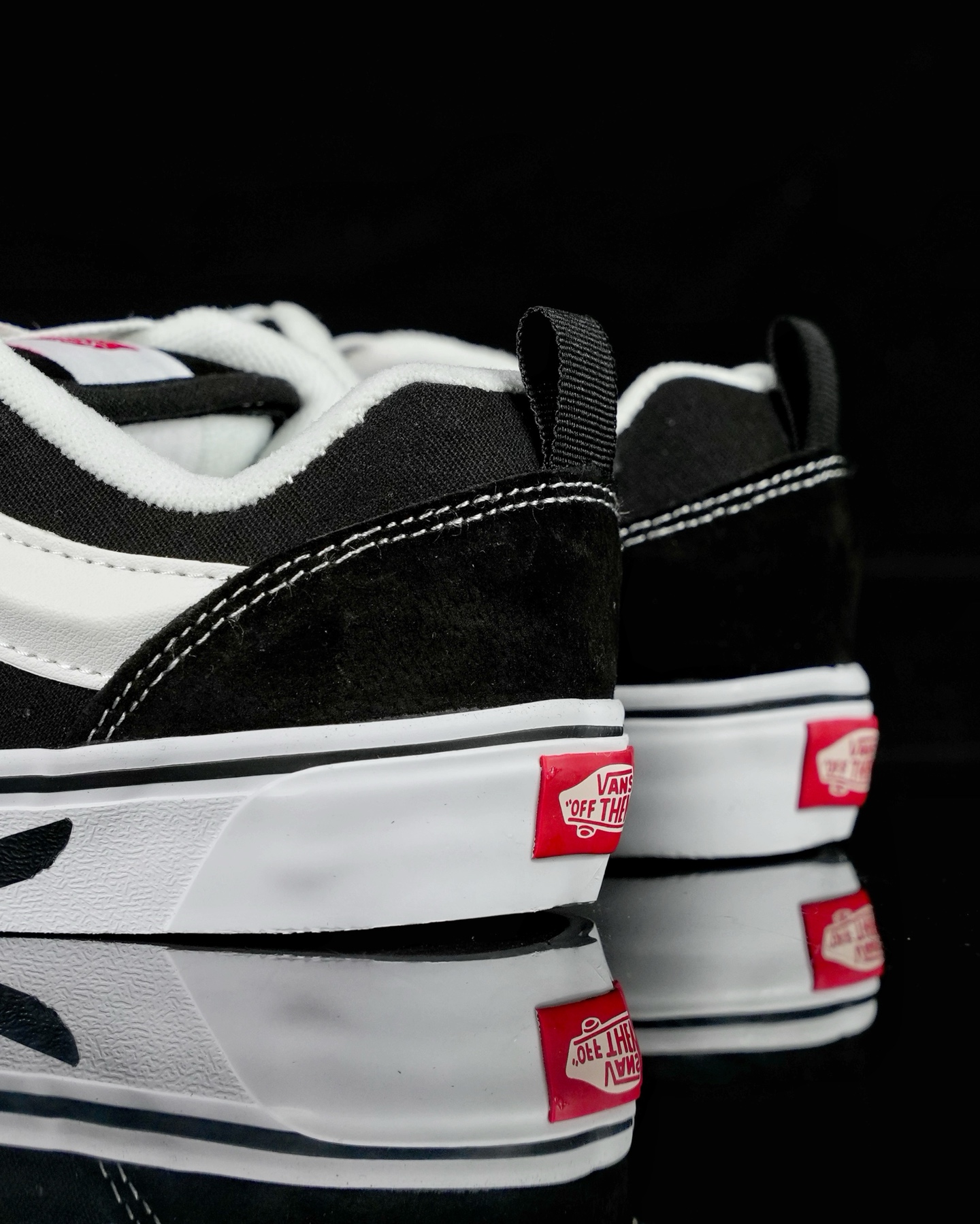 Vans Knu Skool