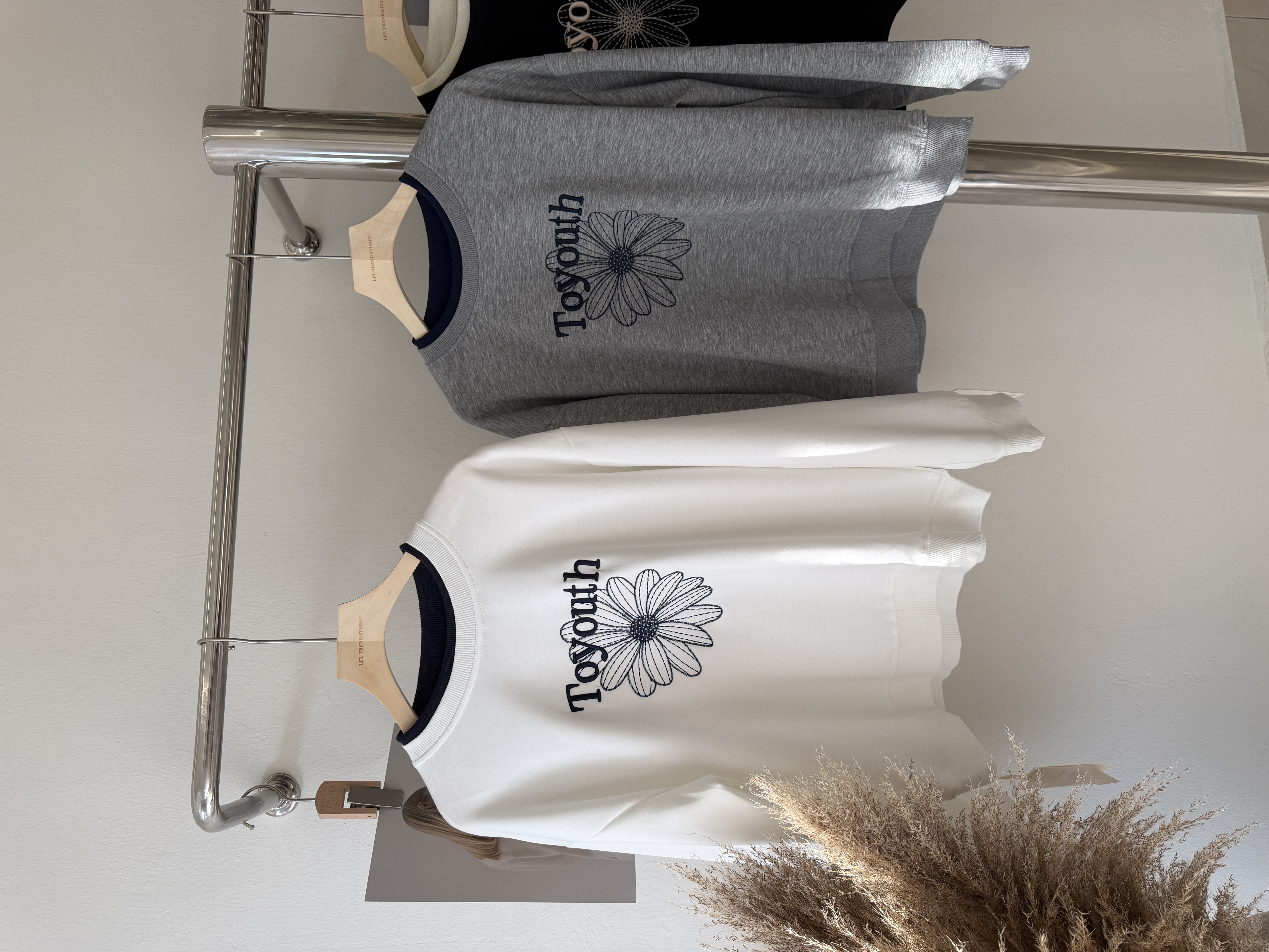 6581 爆款韩系雏菊卫衣