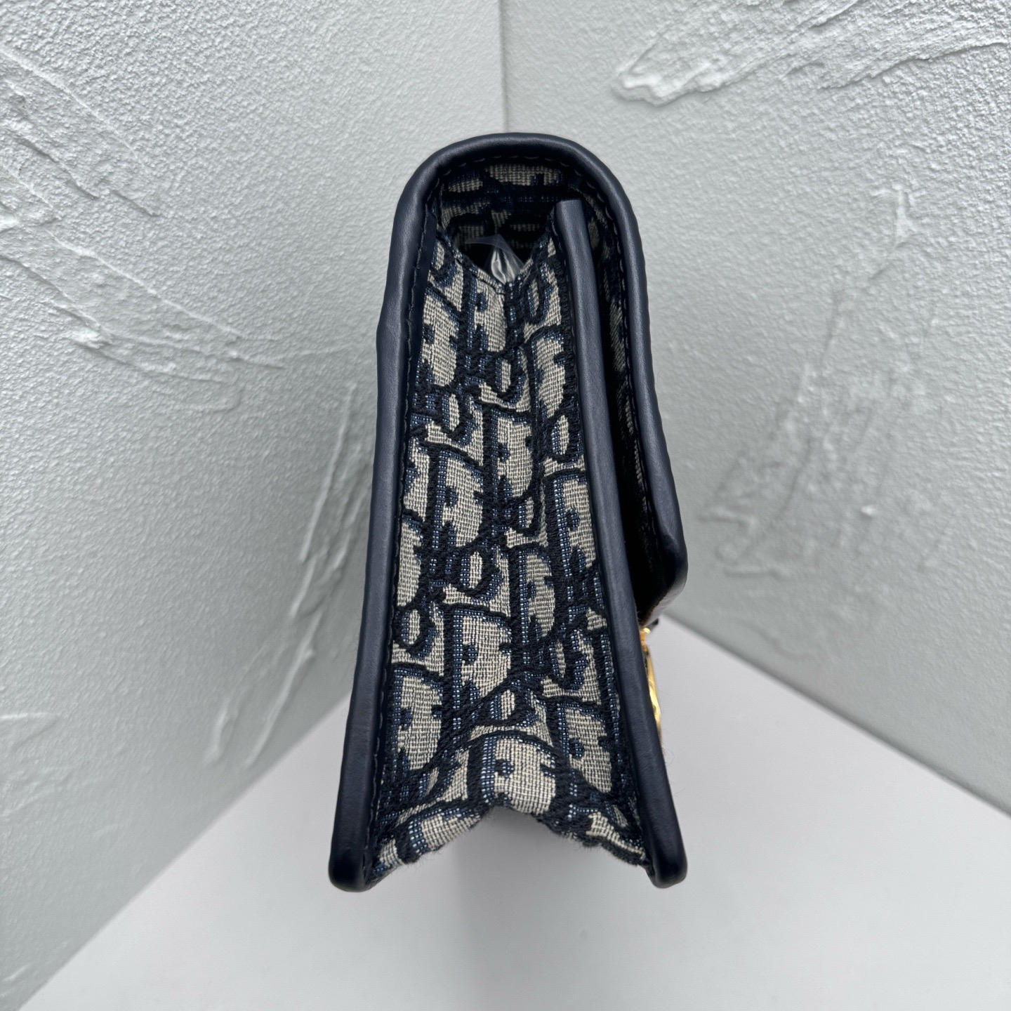 Pre-Owned DIOR 30 Montaigne / Product Code: 26041922