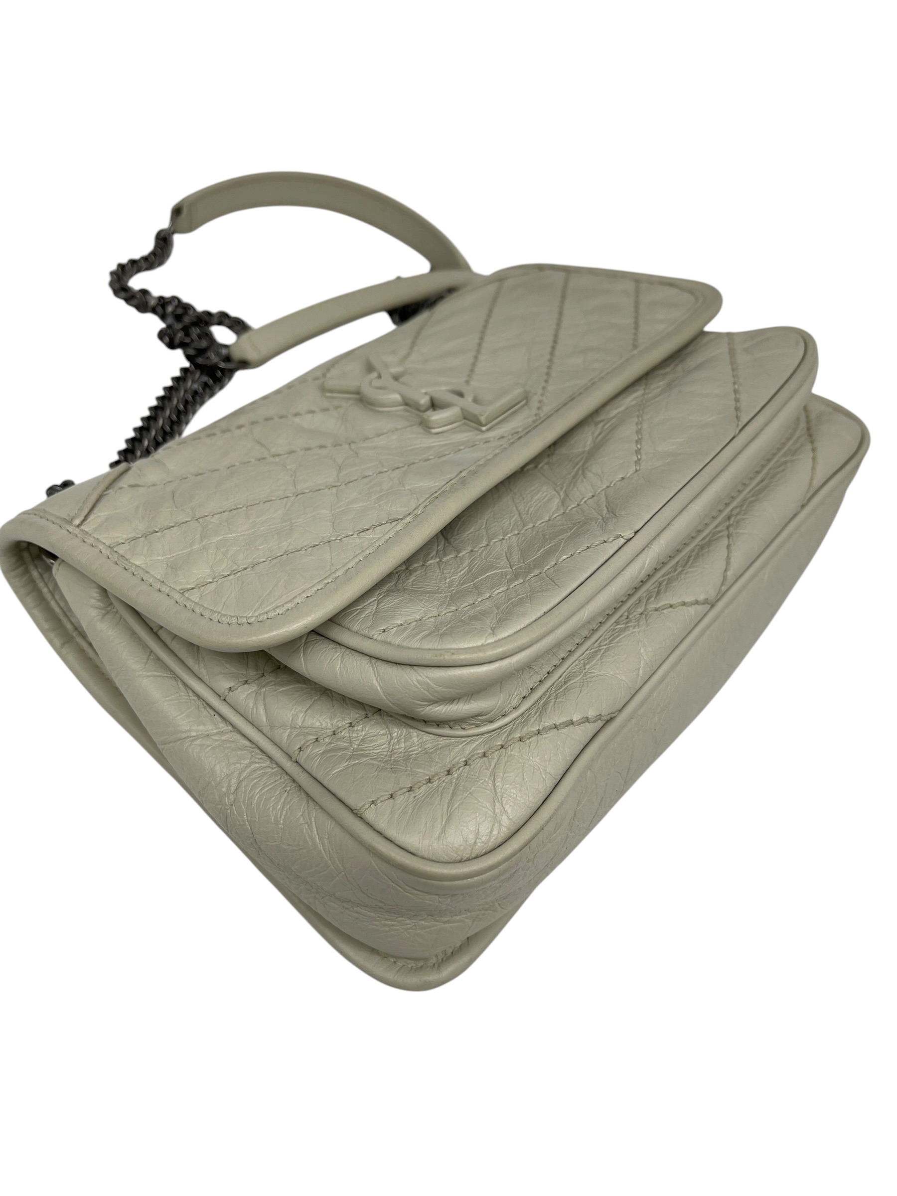Pre-owned YSL NIKI WHITE / Product Code: 071404