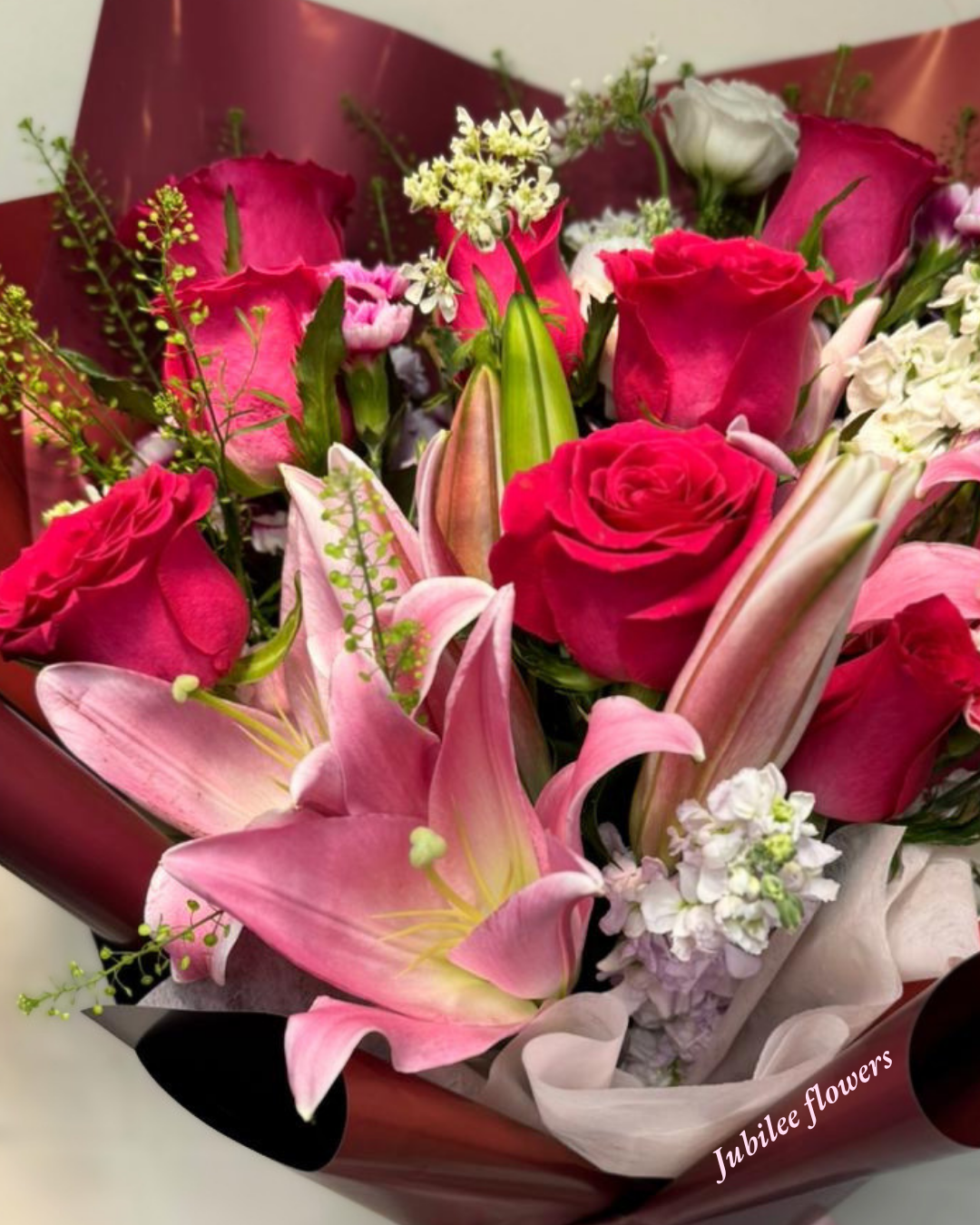 紅玫瑰百合花束