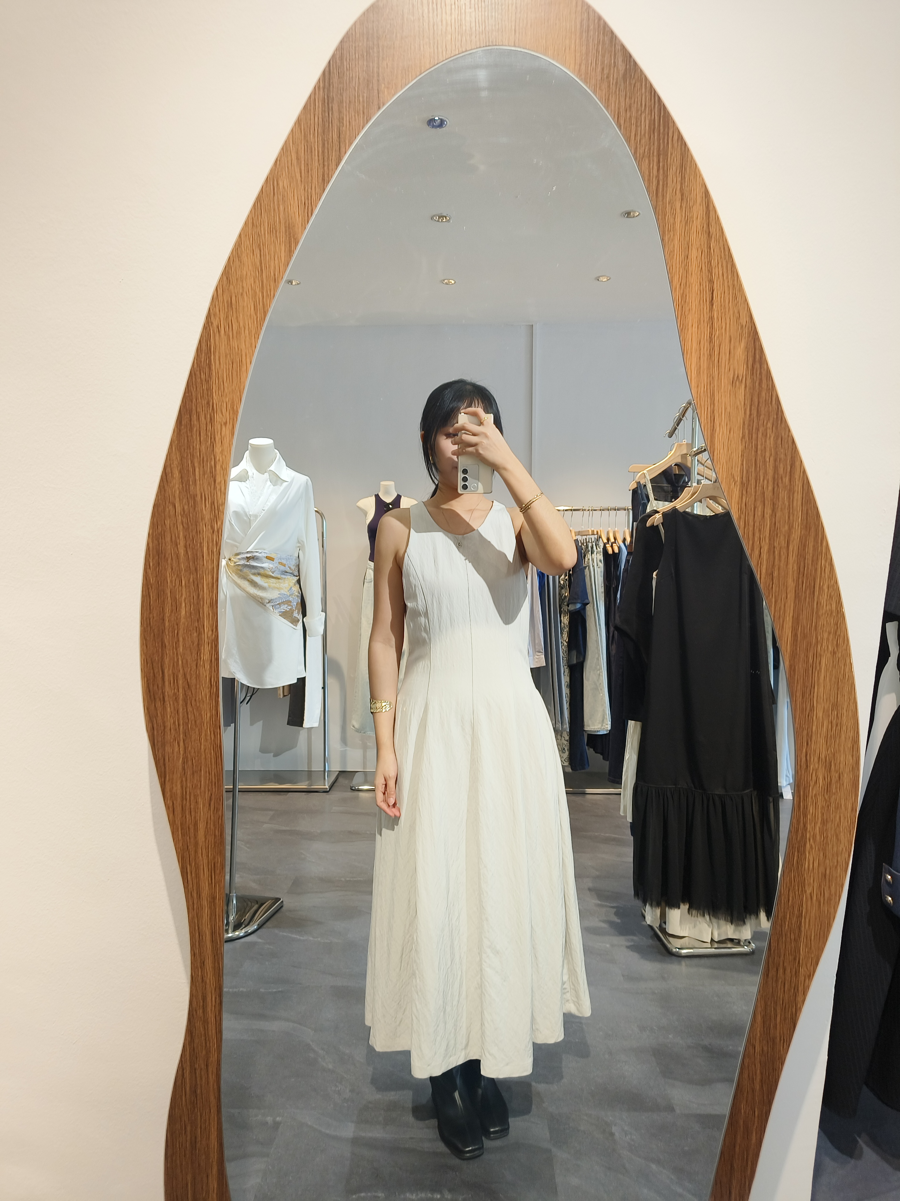 收腰背心裙 Cinched Waist Tank Dress