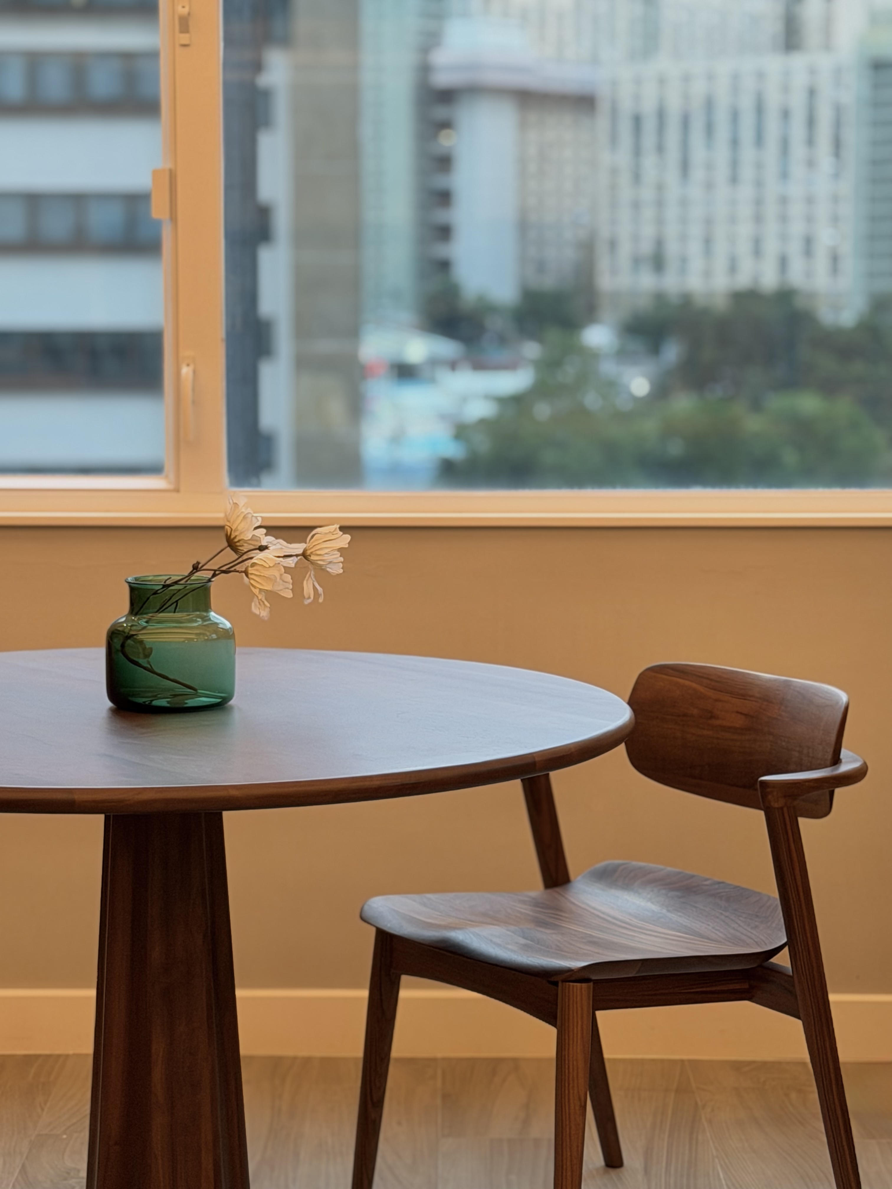 #人氣產品YORK Round Dining Table 