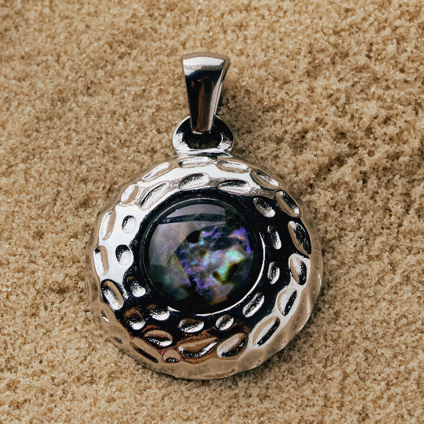 Shell Bloom Pendant