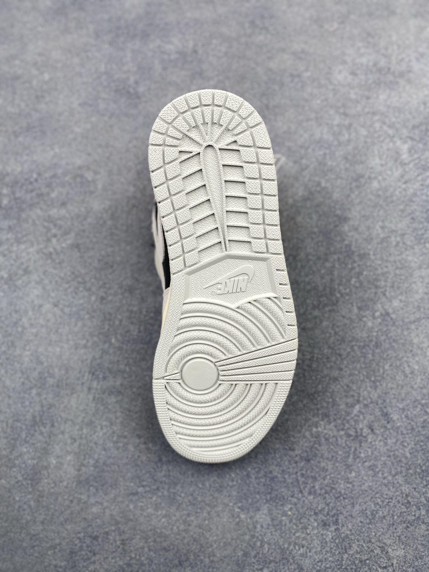 Nike Air Jordan 1 Retro High OG