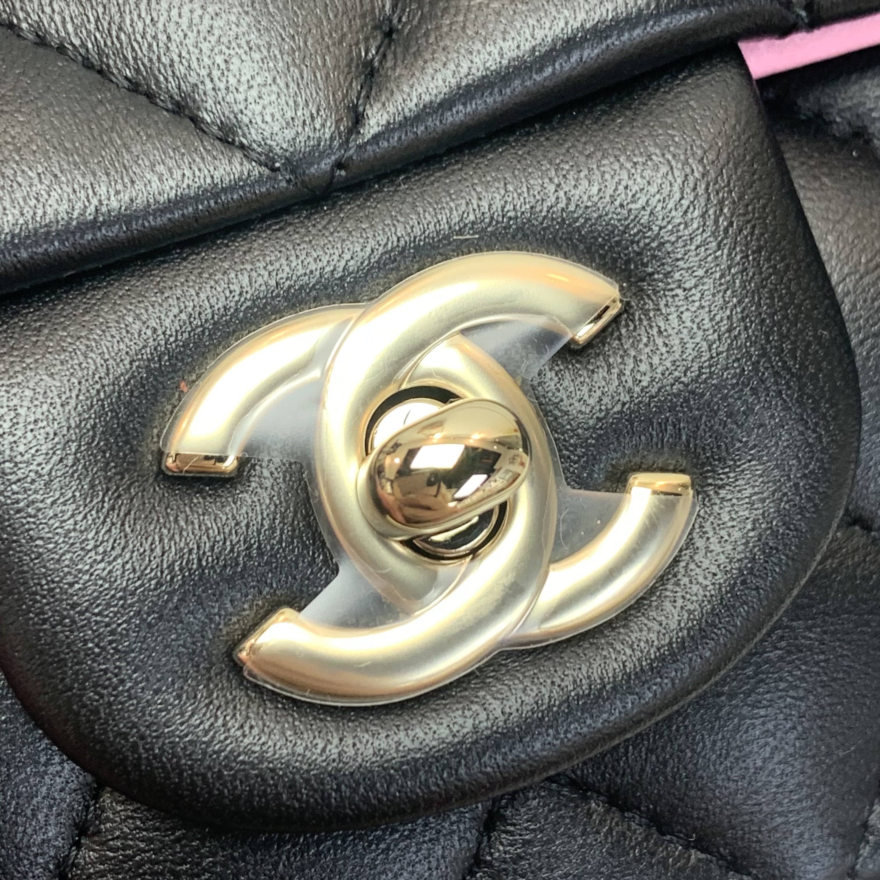 Full set 23P Chanel 粉拼黑Flap Bag