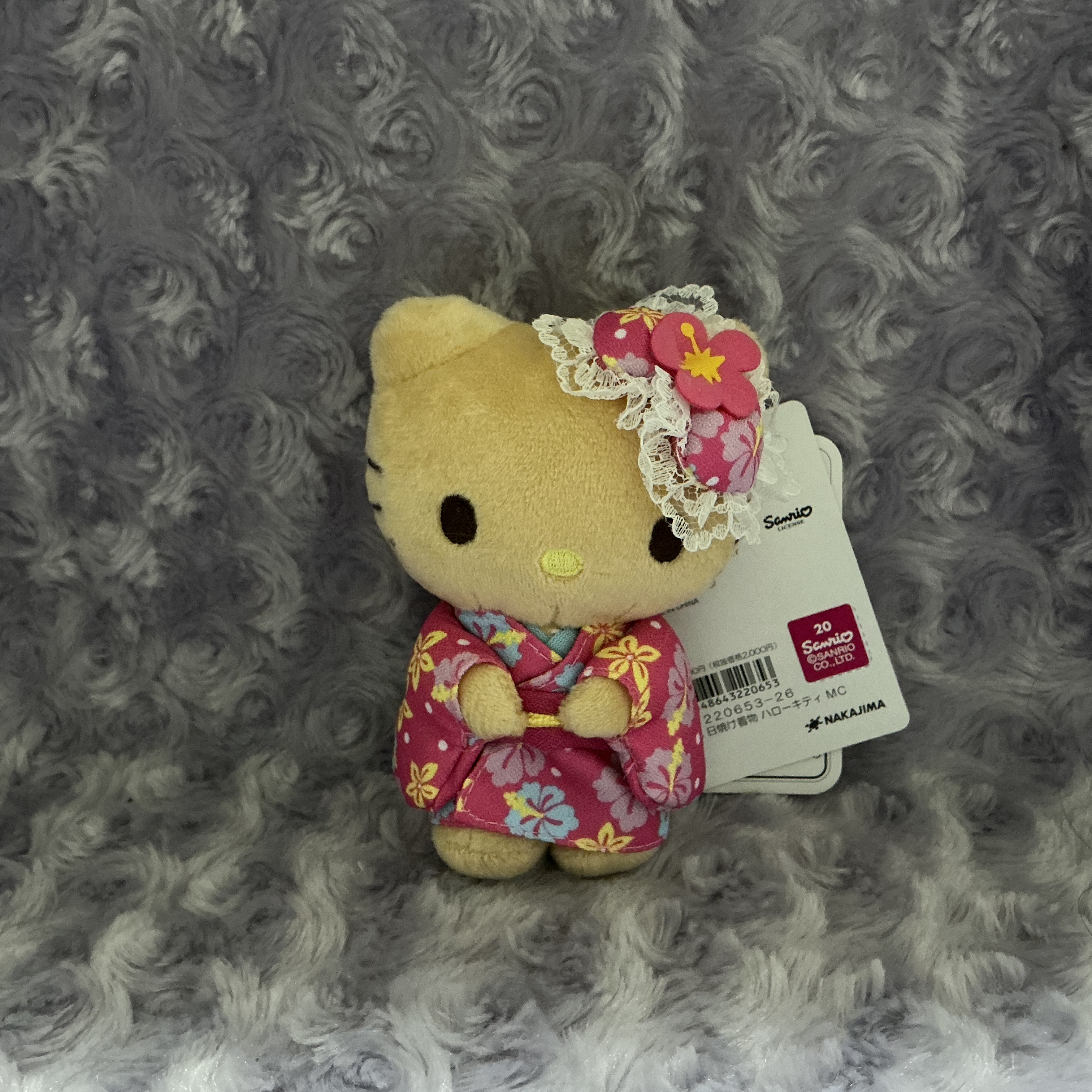 「現貨」Sanrio Hello Kitty 日燒肌和服公仔匙扣