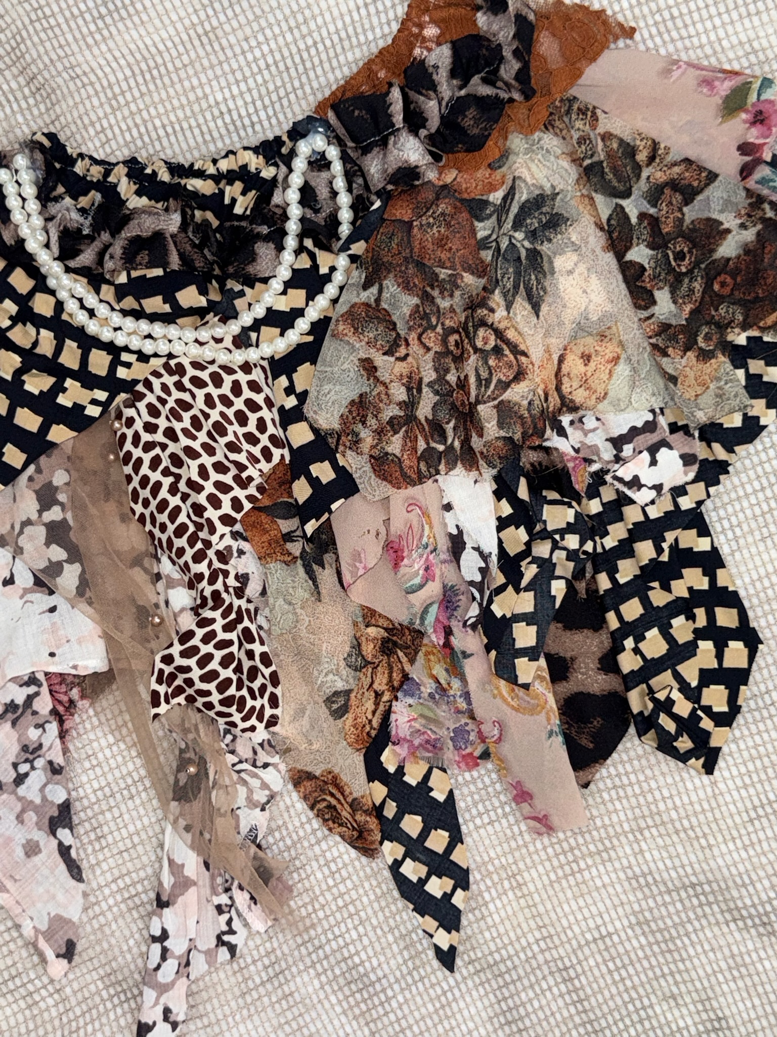 Fairy Grunge Pearls Mixed Remade Skirt [Brown Floral]